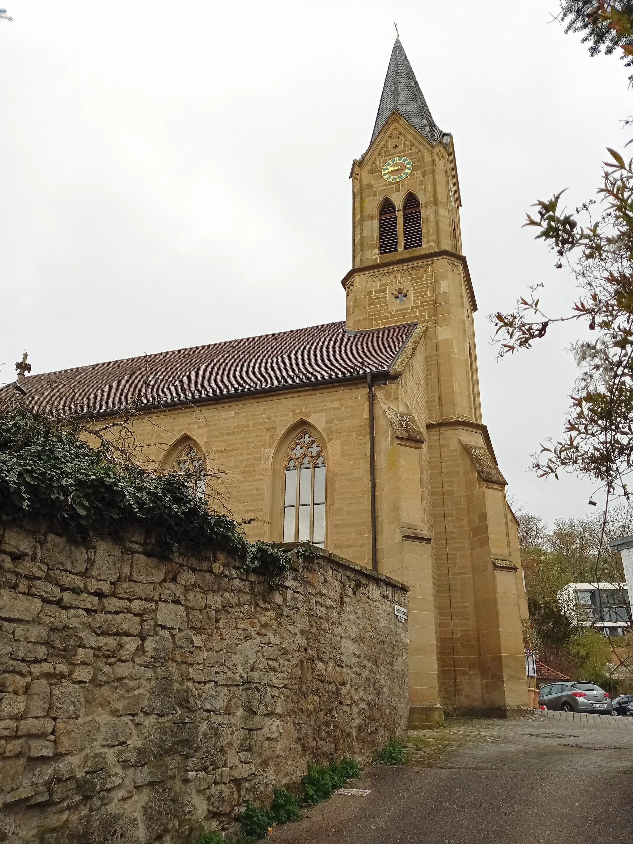 Photo showing: Schlosskirche in Remseck Hochberg aus südlicher Richtung (Panoramaweg) betrachtet