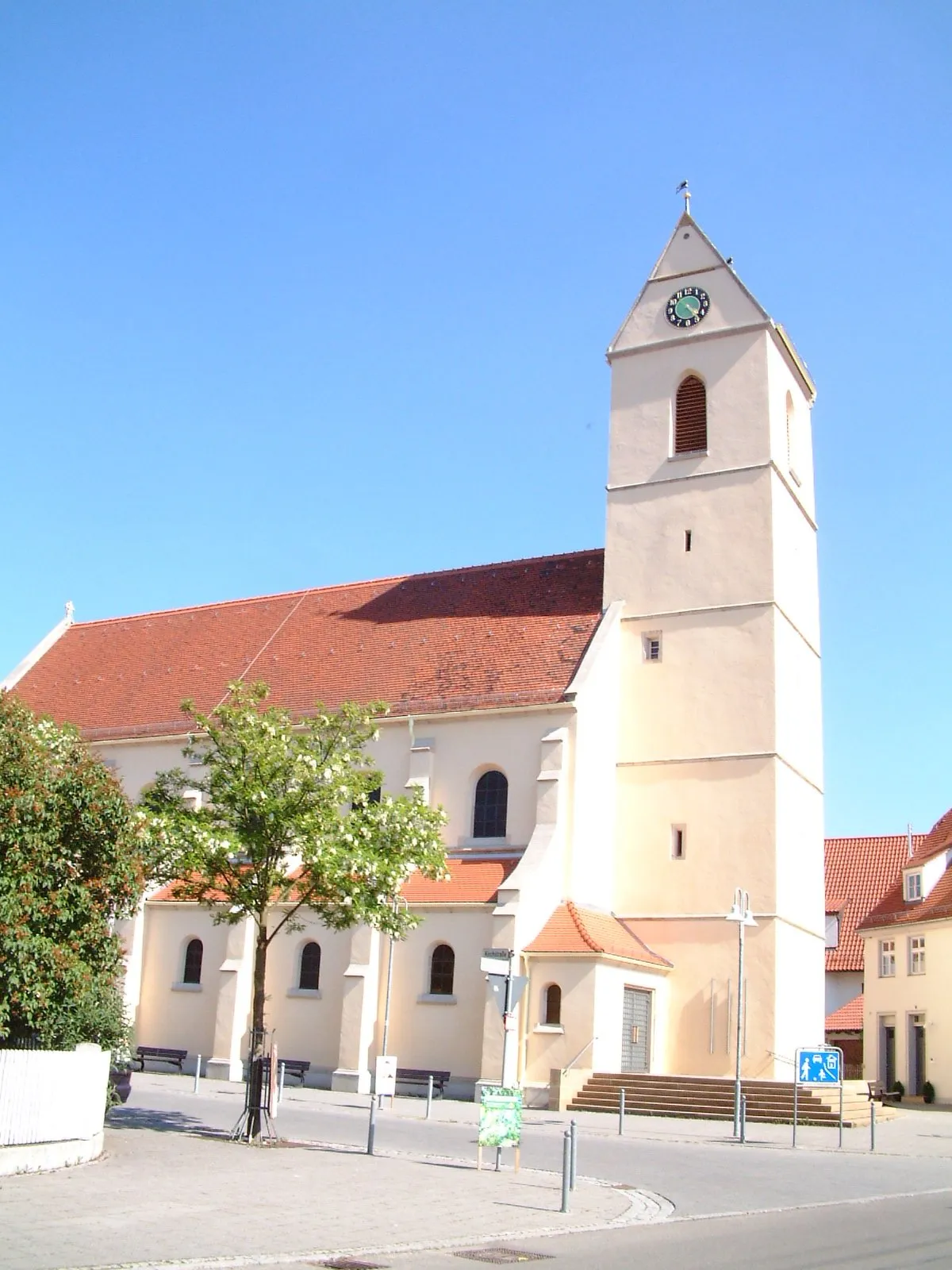 Photo showing: Pfarrkirche im alten Ortskern von Unterboihingen