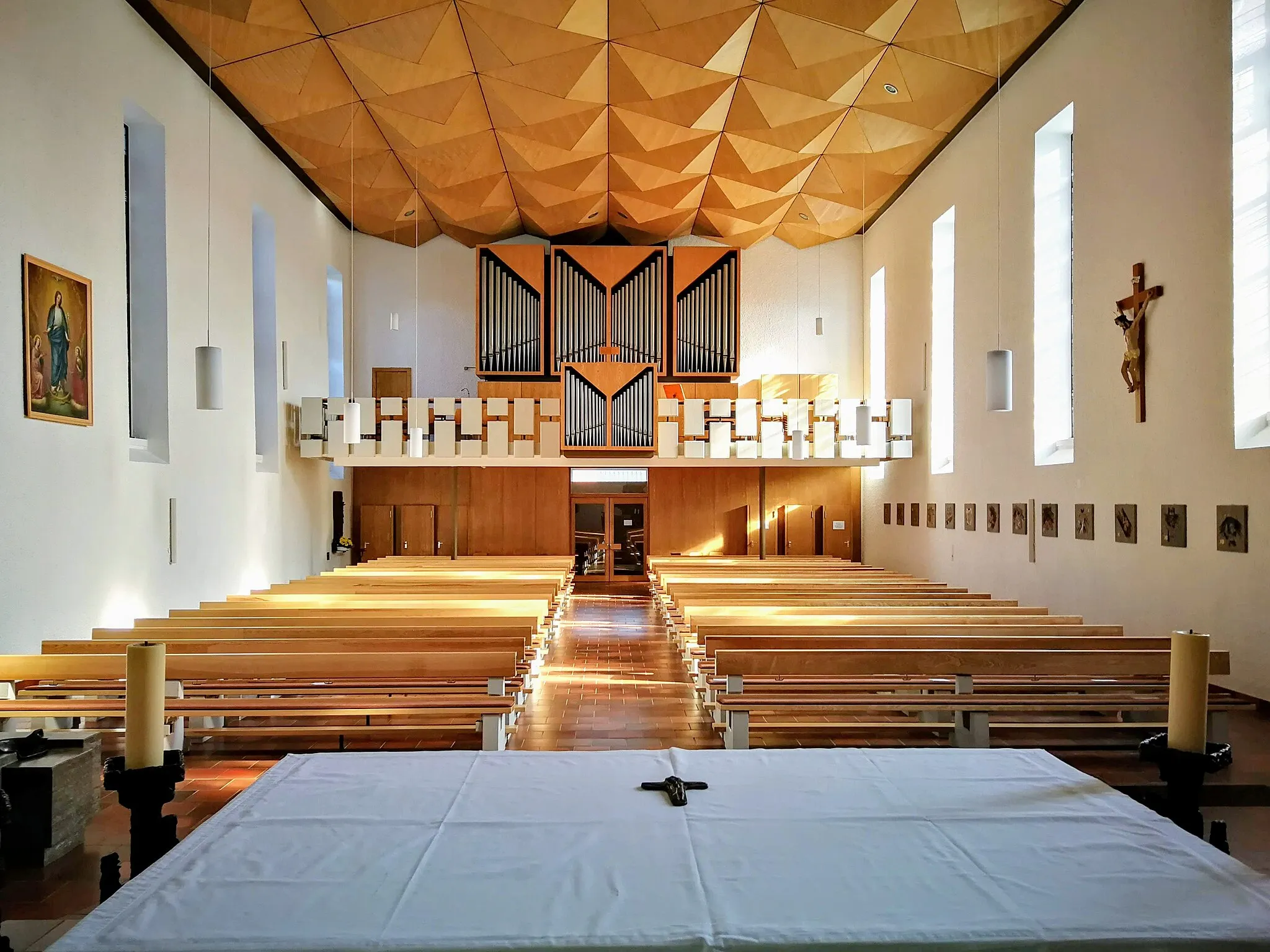 Photo showing: Kath. Kirche St. Petrus und Paulus Niederstotzingen, Landkreis Heidenheim, Baden-Württemberg, Deutschland