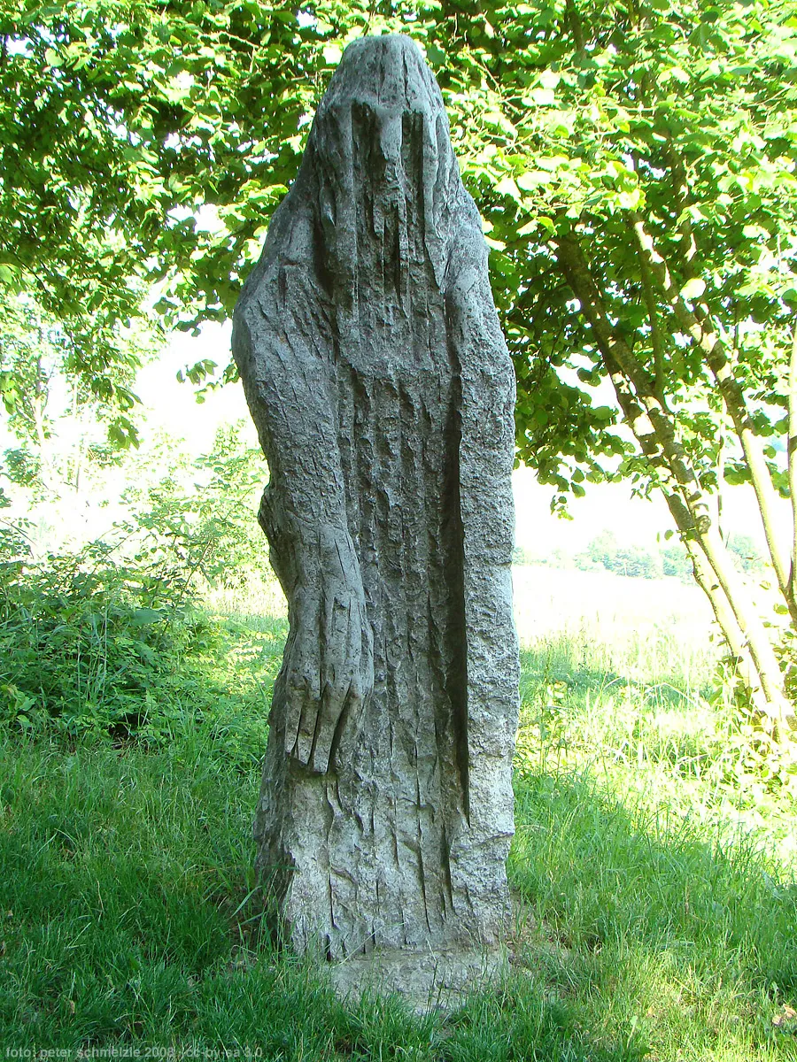Photo showing: Skulptur bei der Heuchelberger Warte in Leingarten