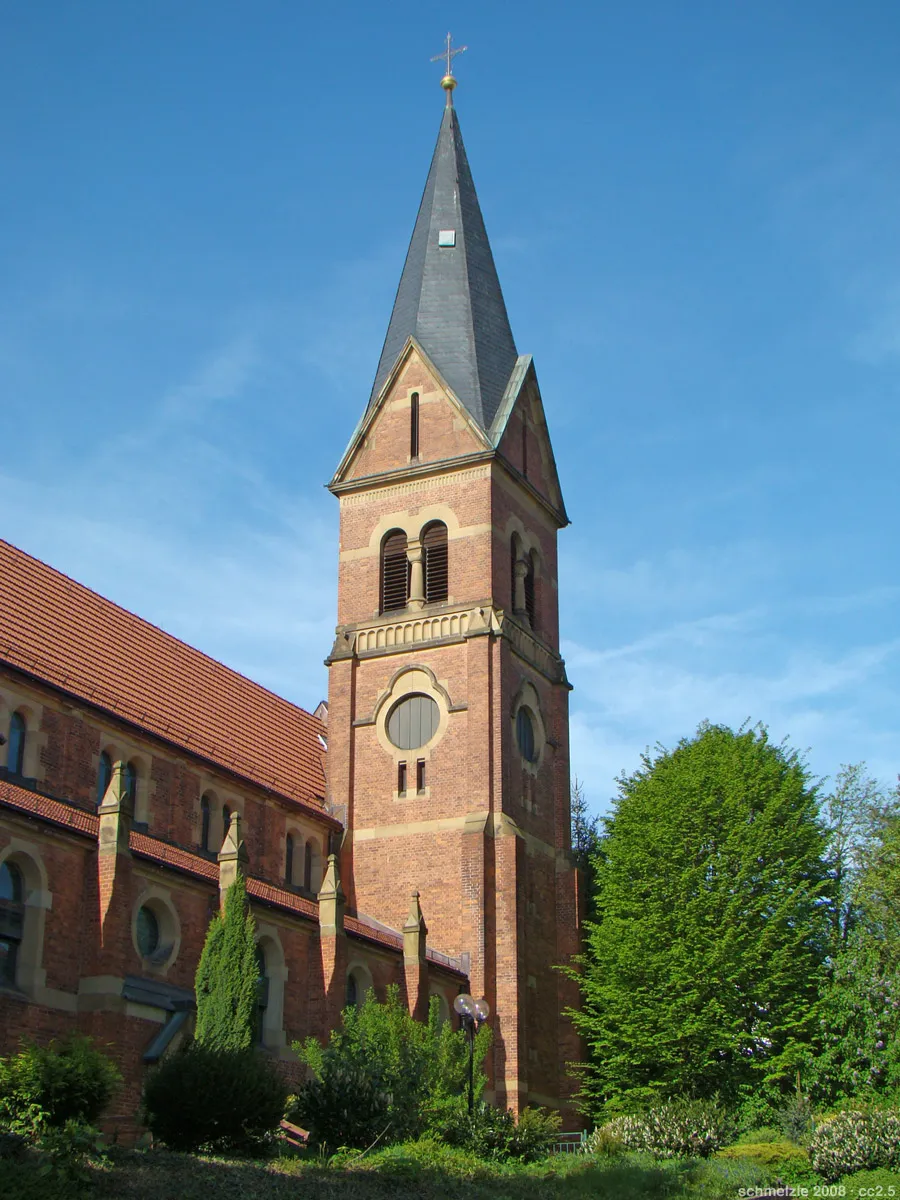 Photo showing: Turm der kath. Kirche St. Kilian in Heilbronn-Böckingen