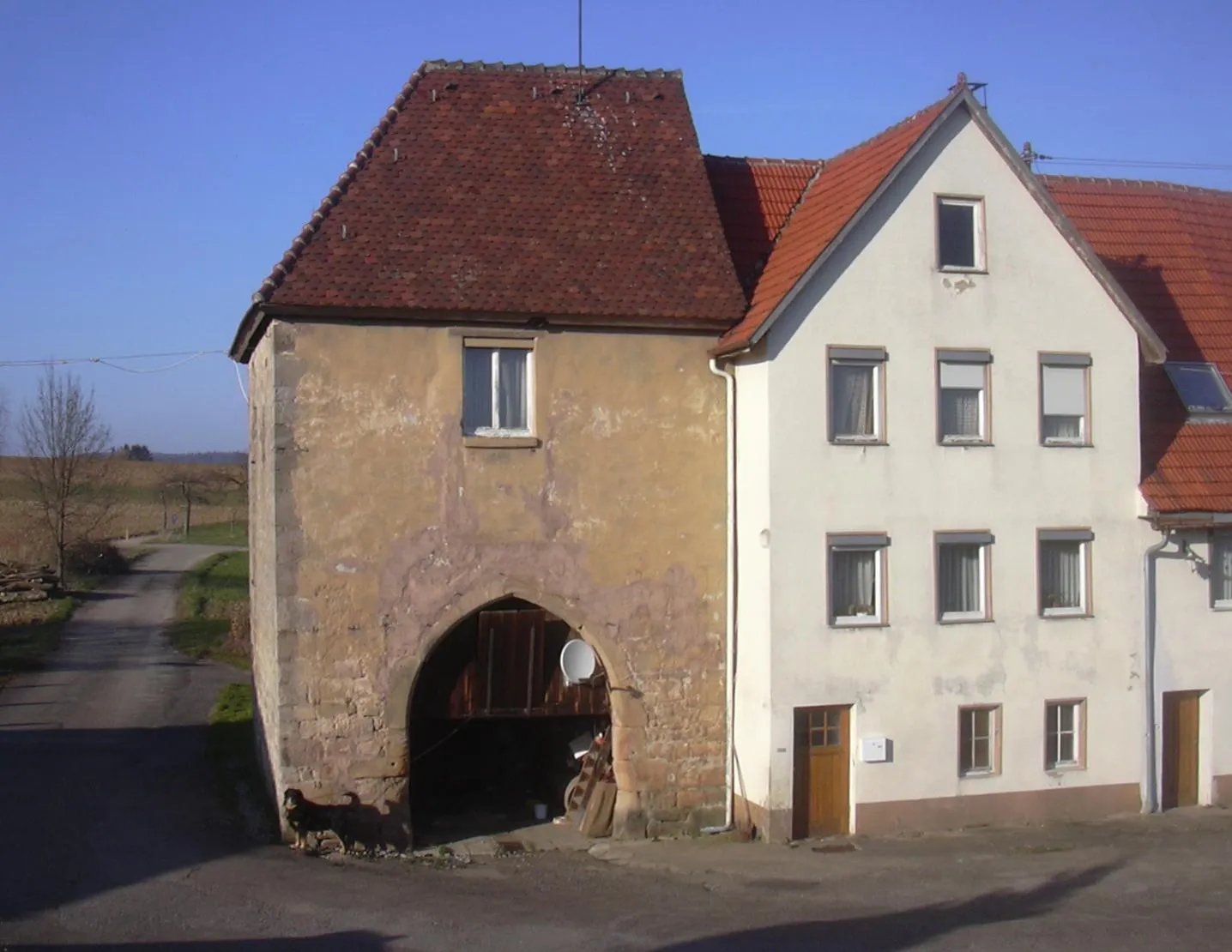 Photo showing: Former border and toll tower near Wüstenhausen, Germany