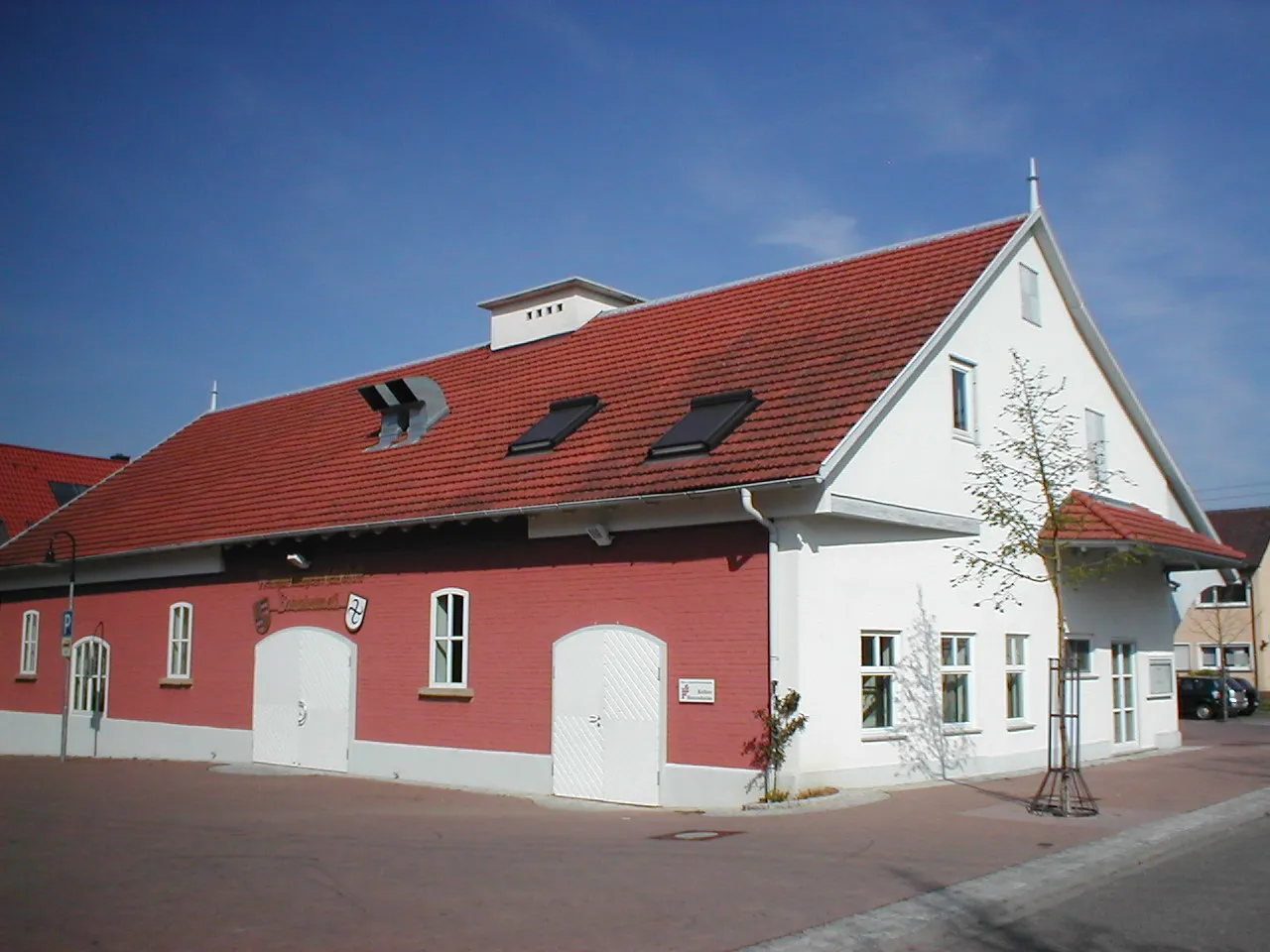 Photo showing: Keltergebäude in Botenheim. Errichtet 1902 anstelle einer älteren Kelterei, modernisiert 1957