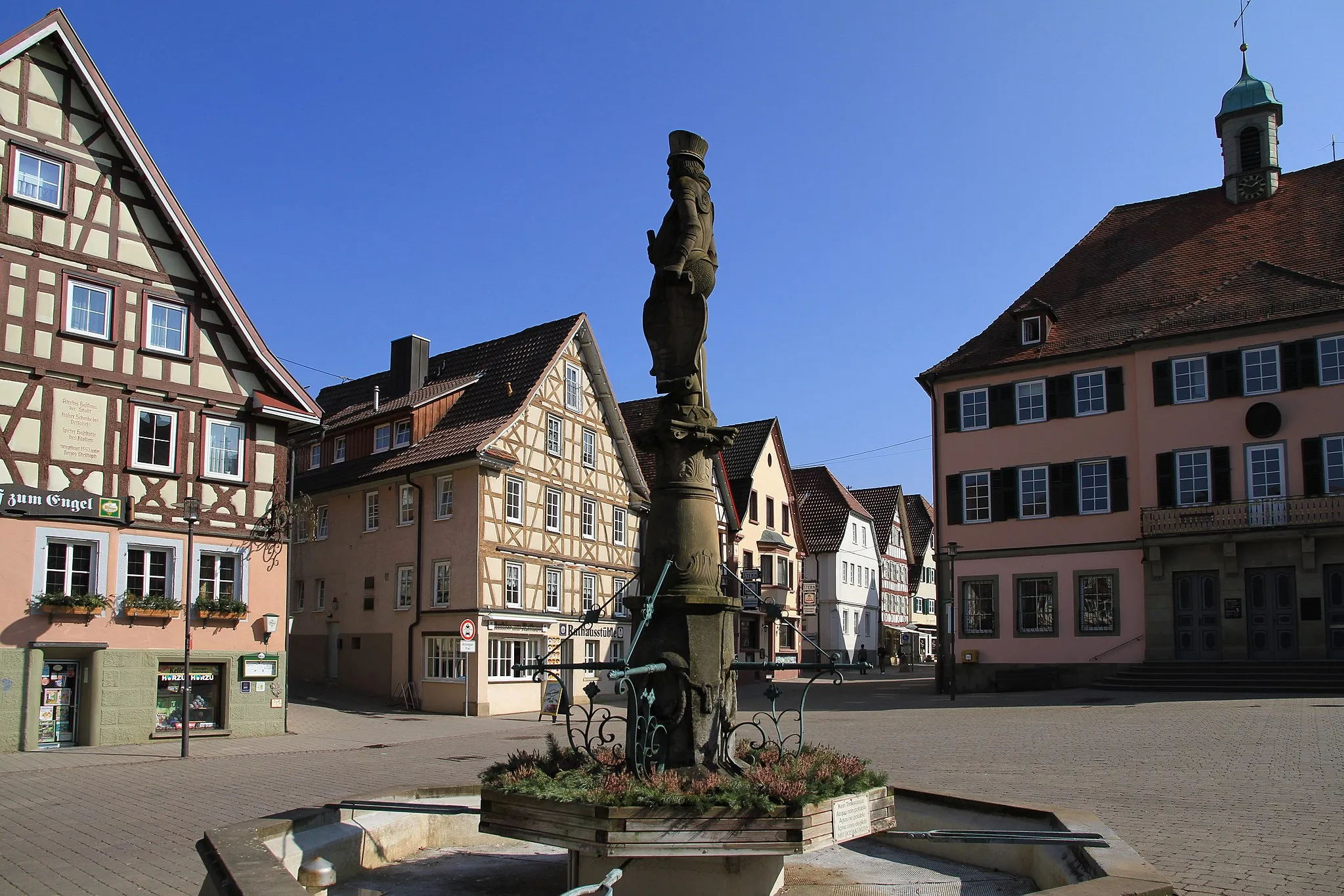 Photo showing: Der Marktplatz von Murrhardt
