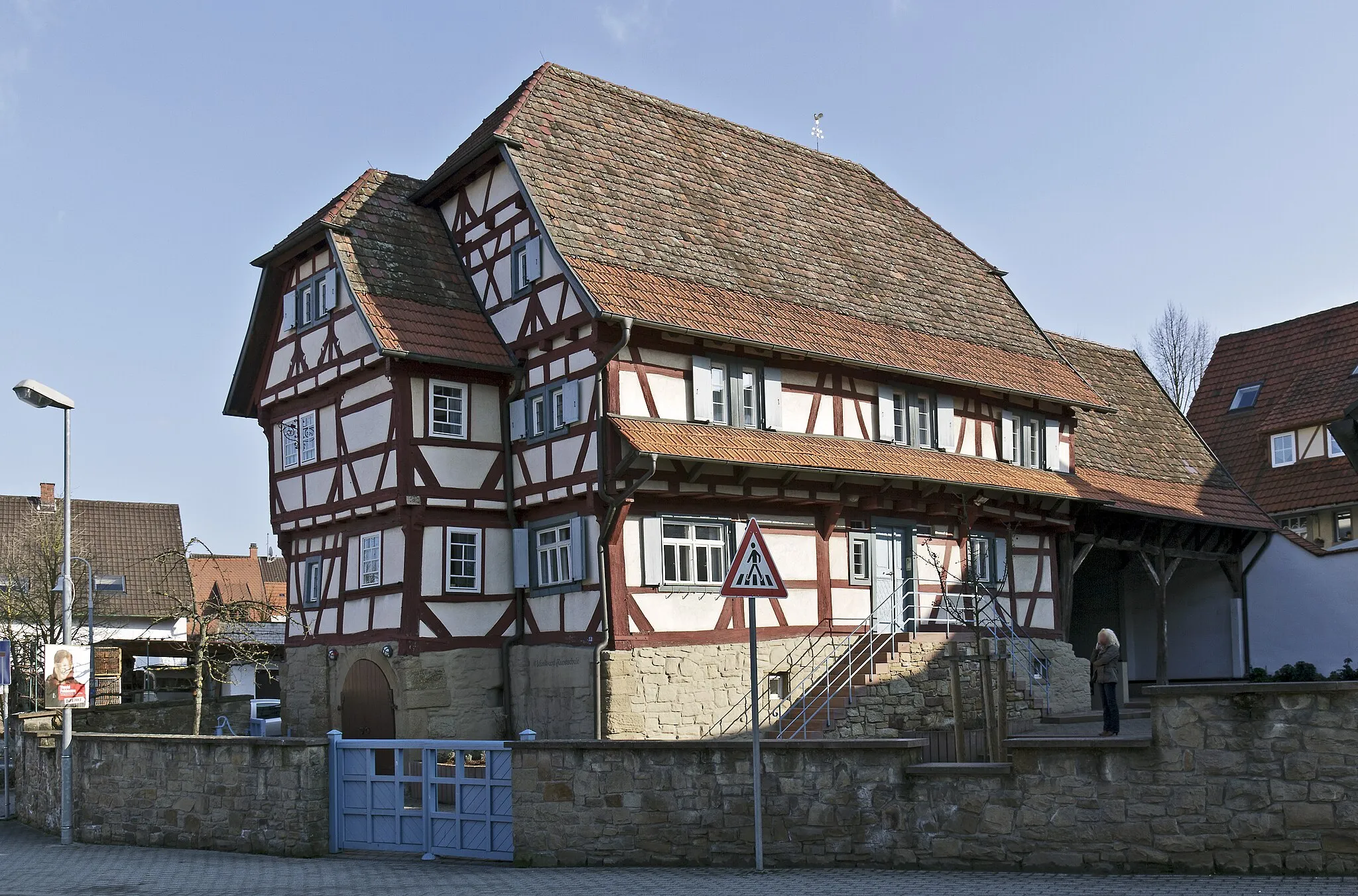 Photo showing: Ubstadt-Weiher, Ortsteil Zeutern, renoviertes Fachwerkhaus als Sitz der Musikschule