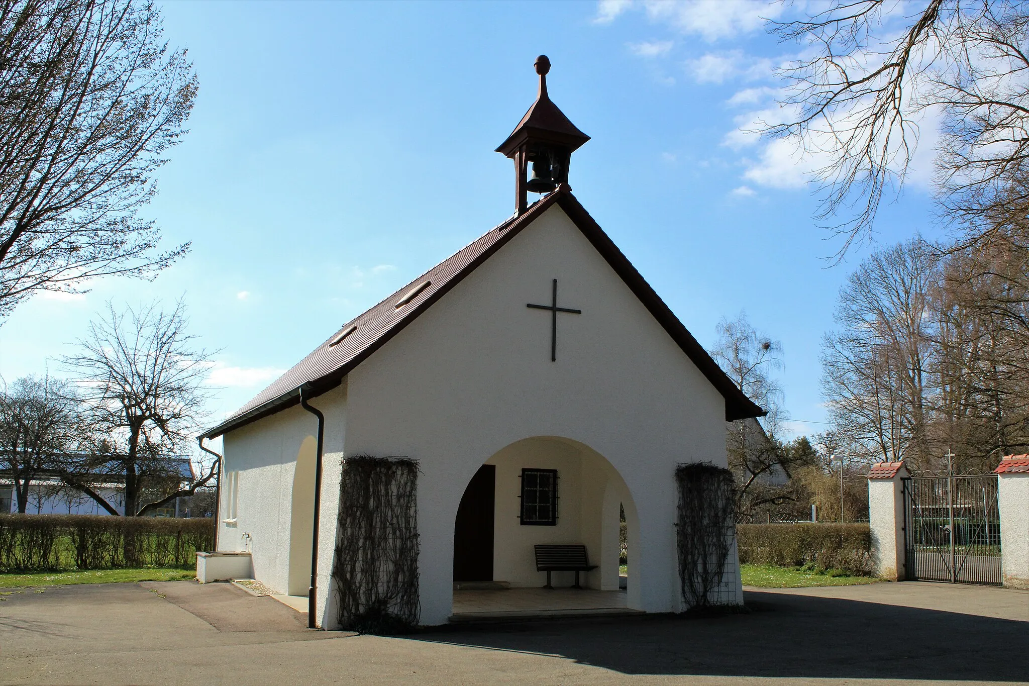 Photo showing: Friedhofskapelle in Bermaringen