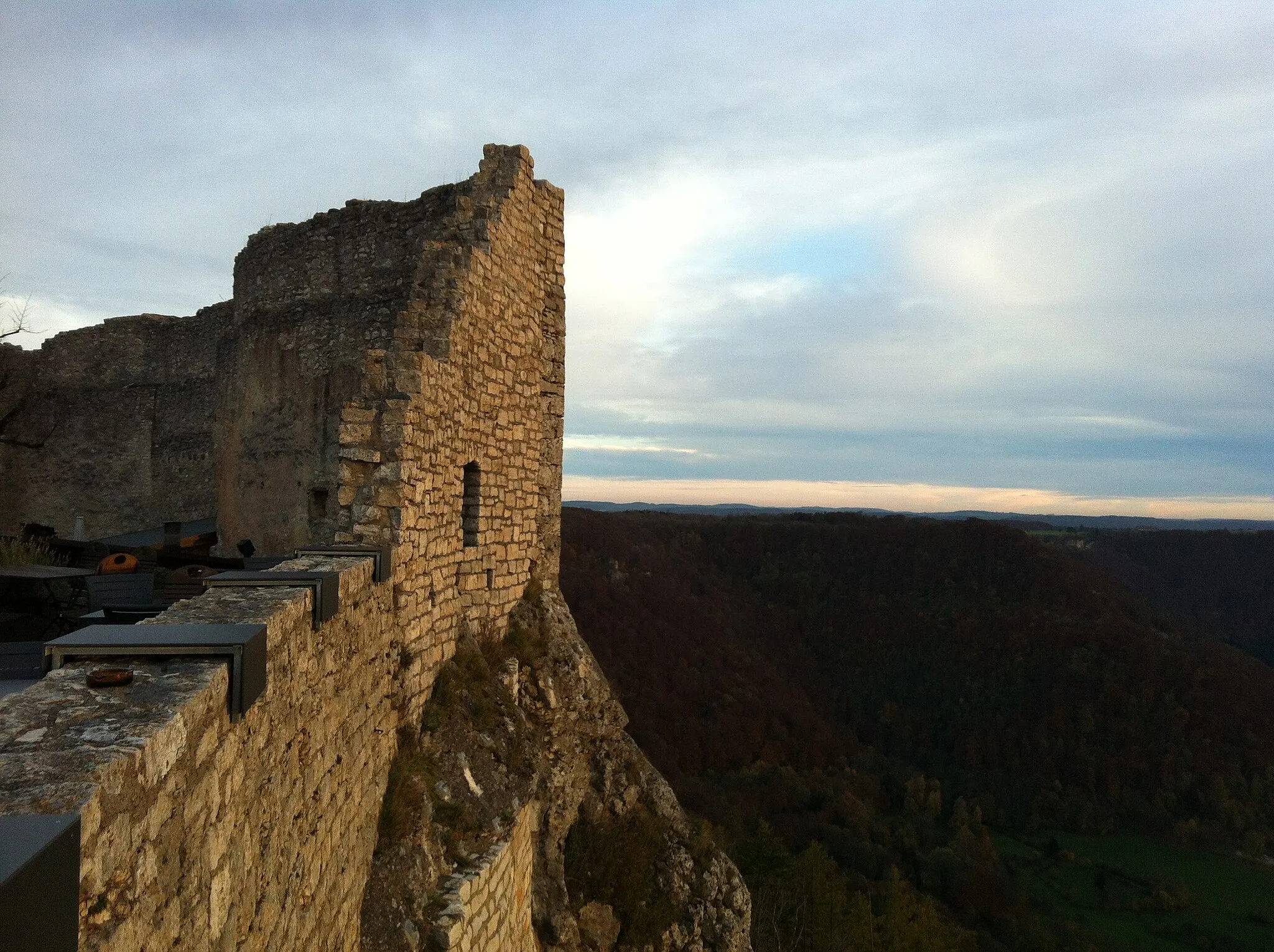 Photo showing: View from the ruins of the castle "Hohenneuffen".