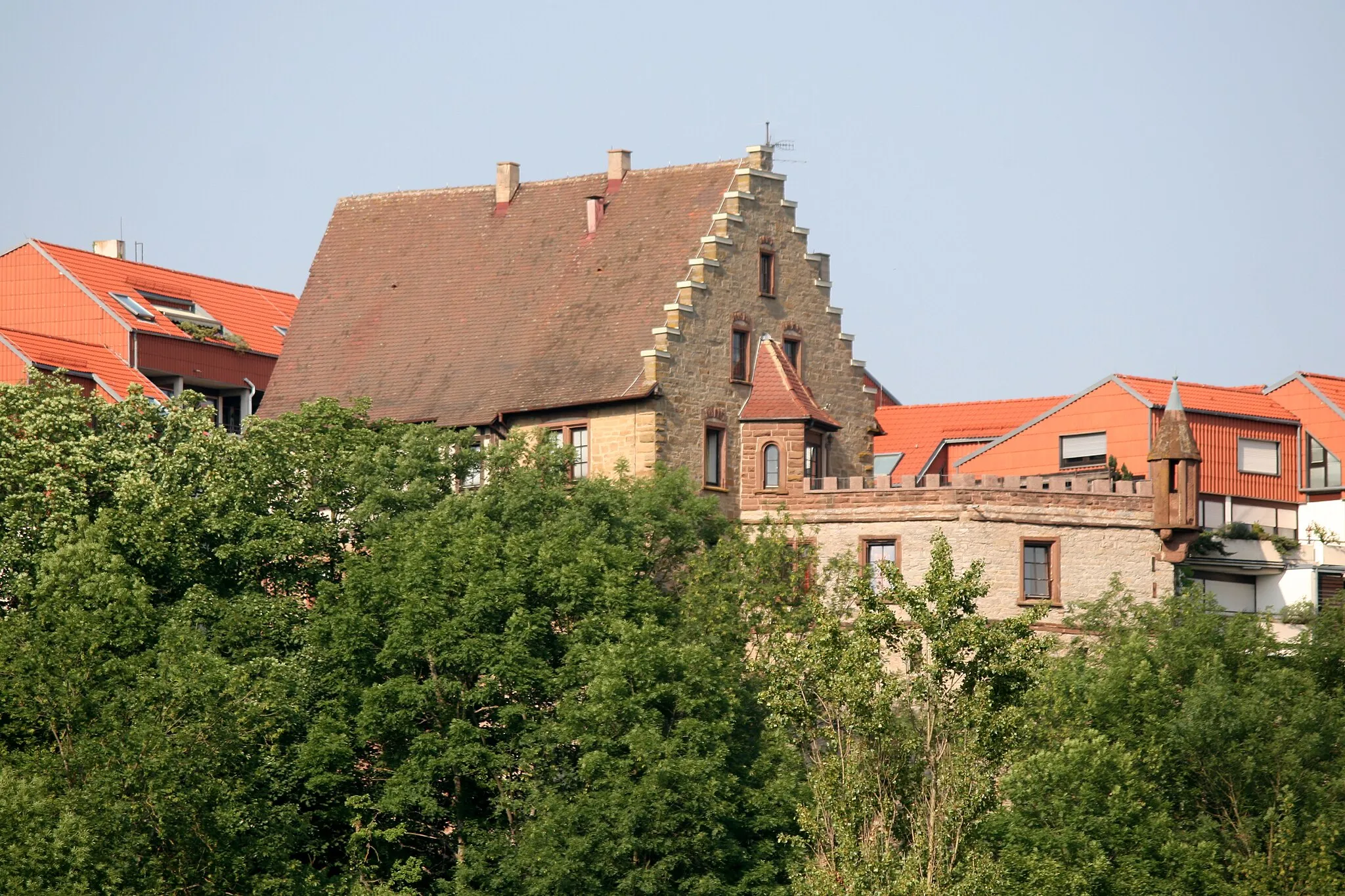Photo showing: Schloss in Höfingen, Stadt Leonberg, vom Glemstal gesehen