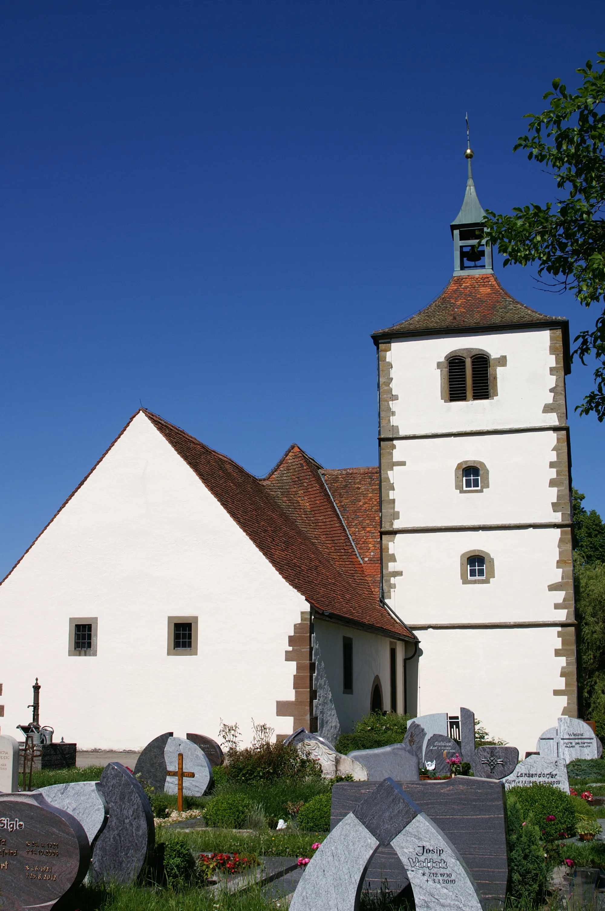 Photo showing: Außenansicht der St.-Martinskirche (Stöckenburg)