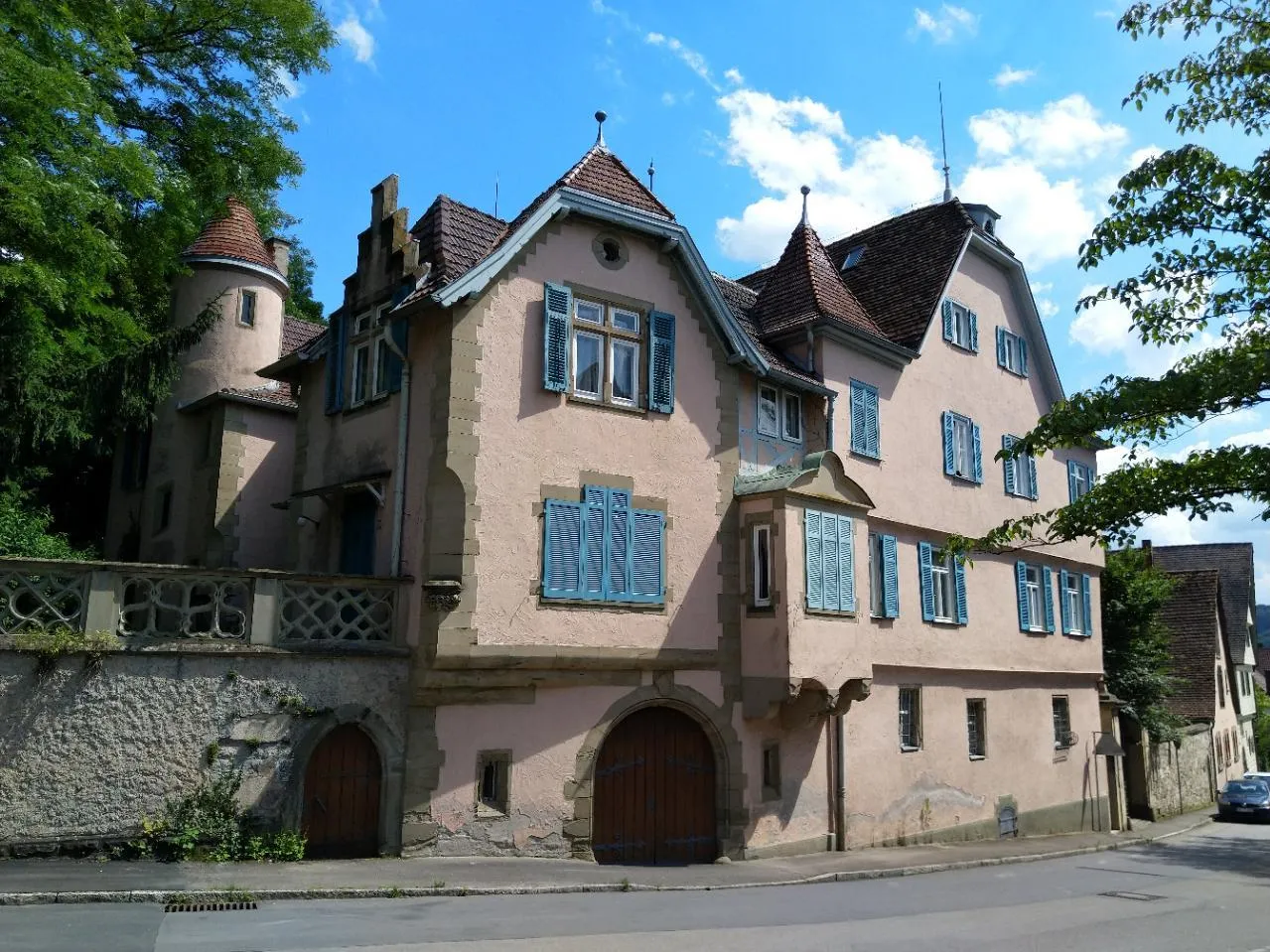 Photo showing: Schloss in Grossheppach, ein Bau mit wechselvoller Bau- und Besitzergeschichte, im Kern 16. Jh.