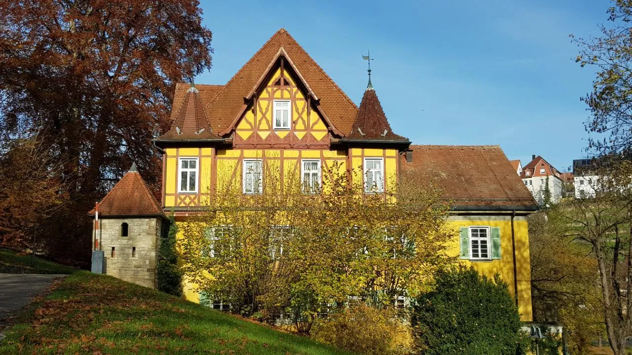 Photo showing: 1813 für Jonathan von Palm erbaut und heute Bezirksrathaus von Mühlhausen