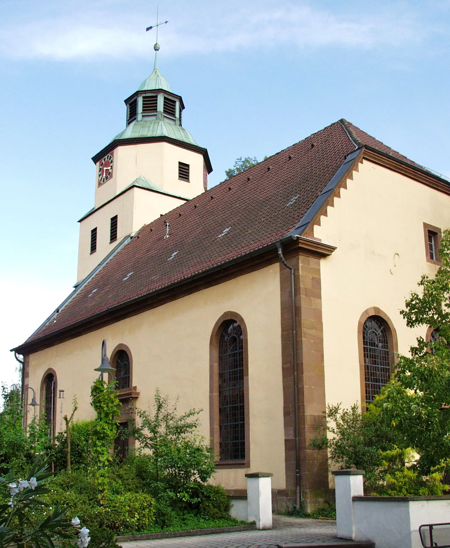 Photo showing: Evangelische Kirche Plüderhausen