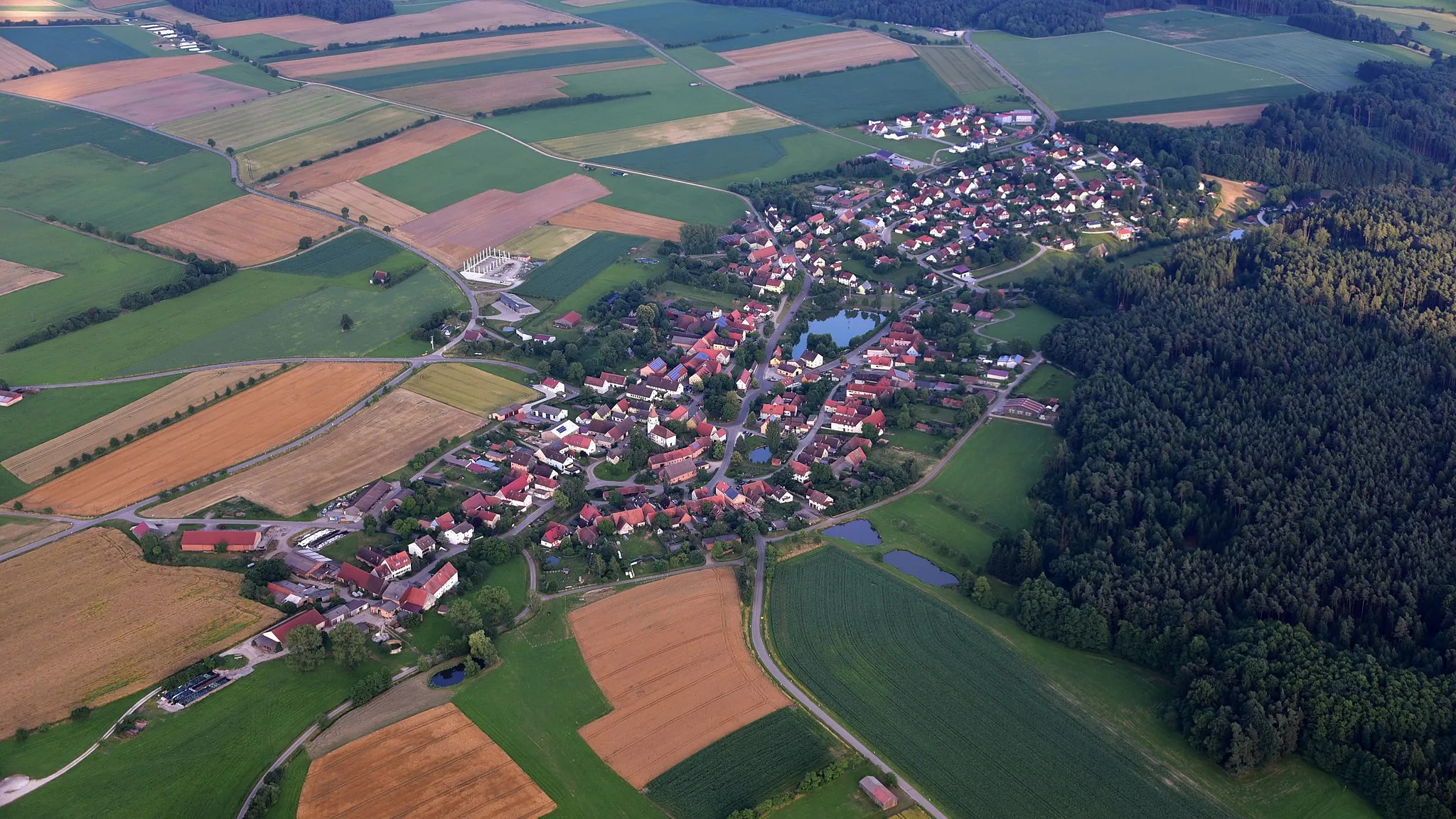 Photo showing: Buch am Wald, Luftaufnahme (2016)