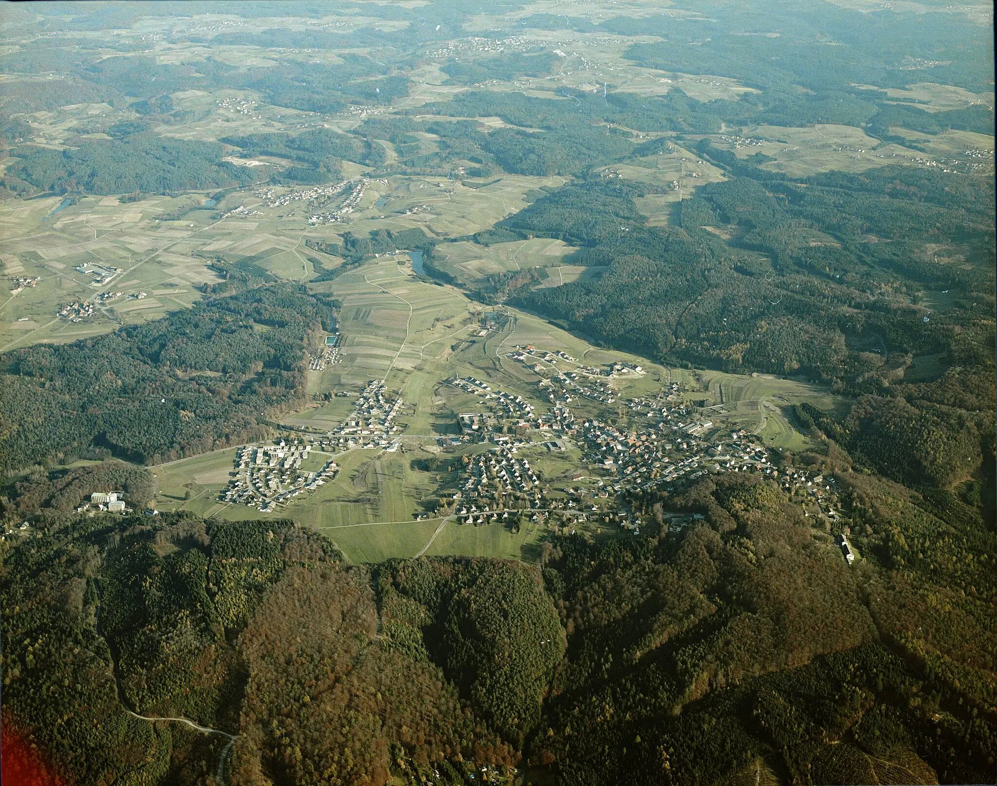 Photo showing: Luftbild von Wüstenrot - Staatsarchiv Sigmaringen - Archivalieneinheit N 1/96 T 1 Nr. 848