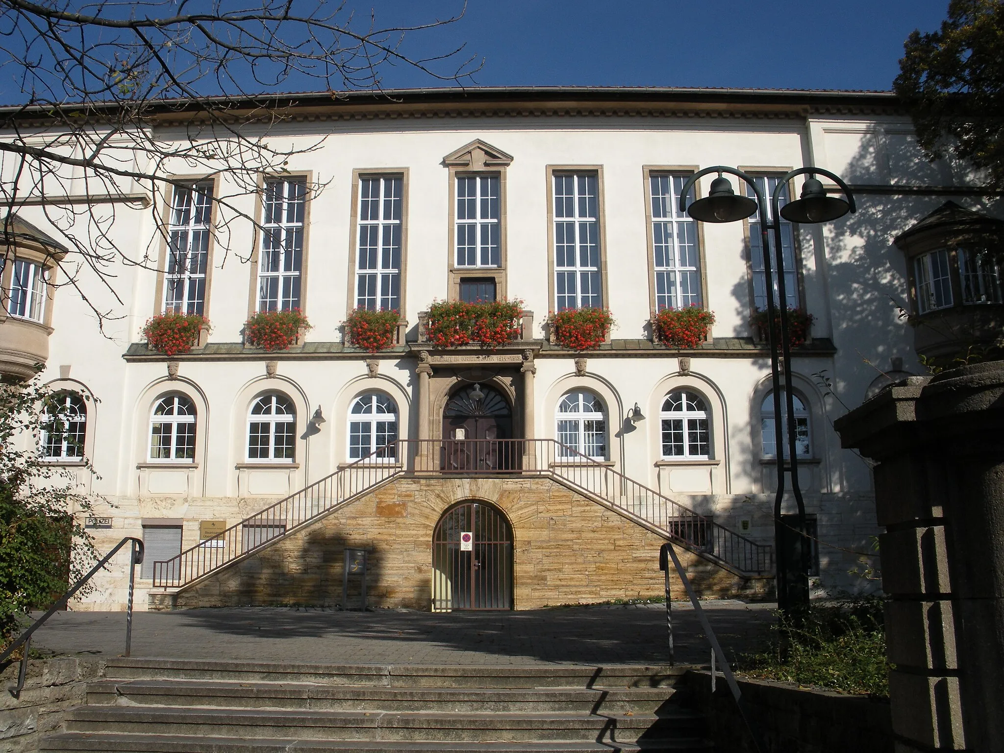 Photo showing: Town Hall in Stuttgart-Obertürkheim