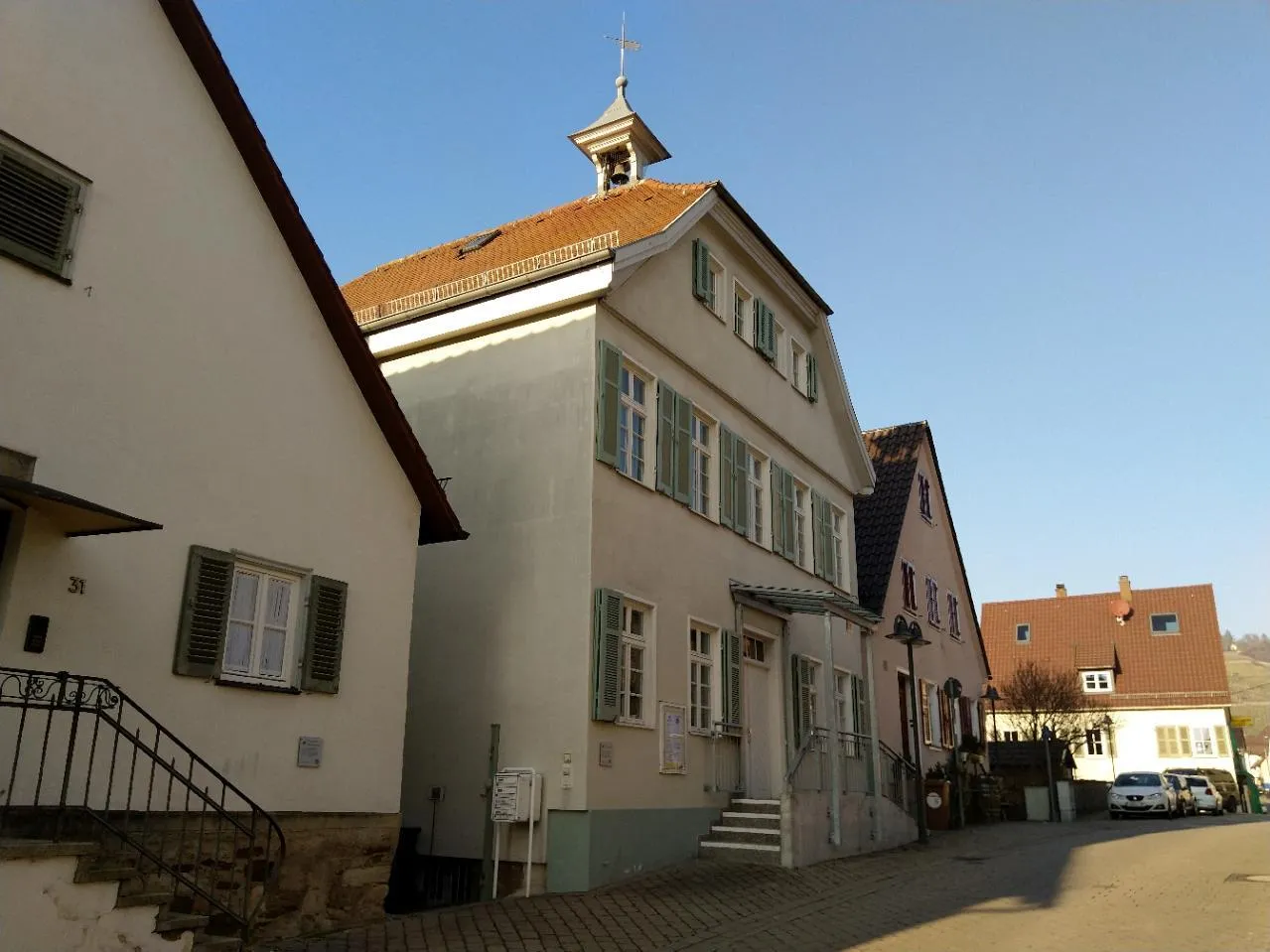 Photo showing: Altes Rathaus im Ortskern von Obertürkheim, im frühen 19. Jahrhundert neu erbaut