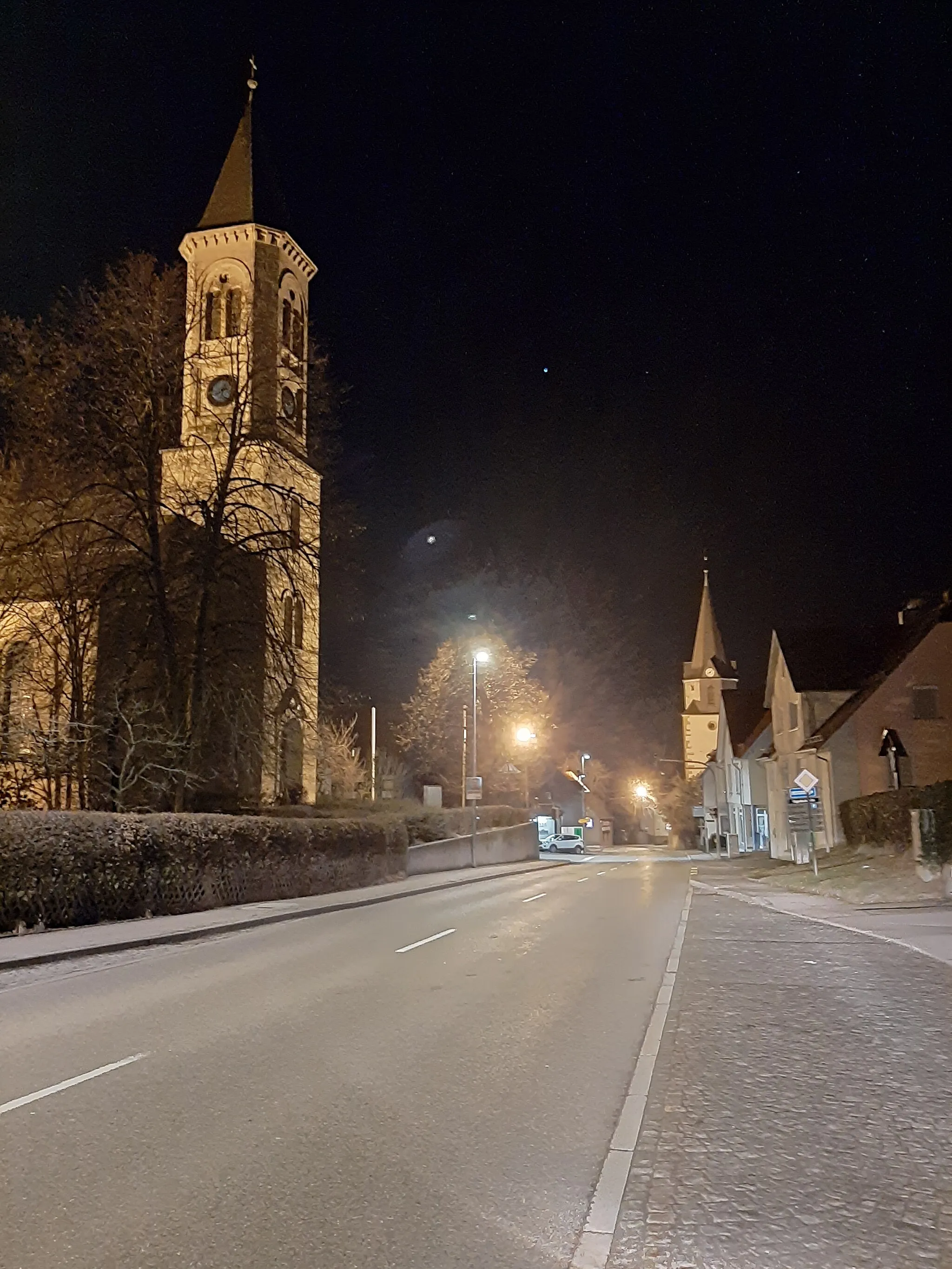 Photo showing: Spraitbach, town centre at night 2021