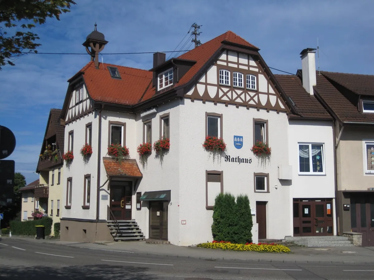 Photo showing: Das Rathaus in Tischardt