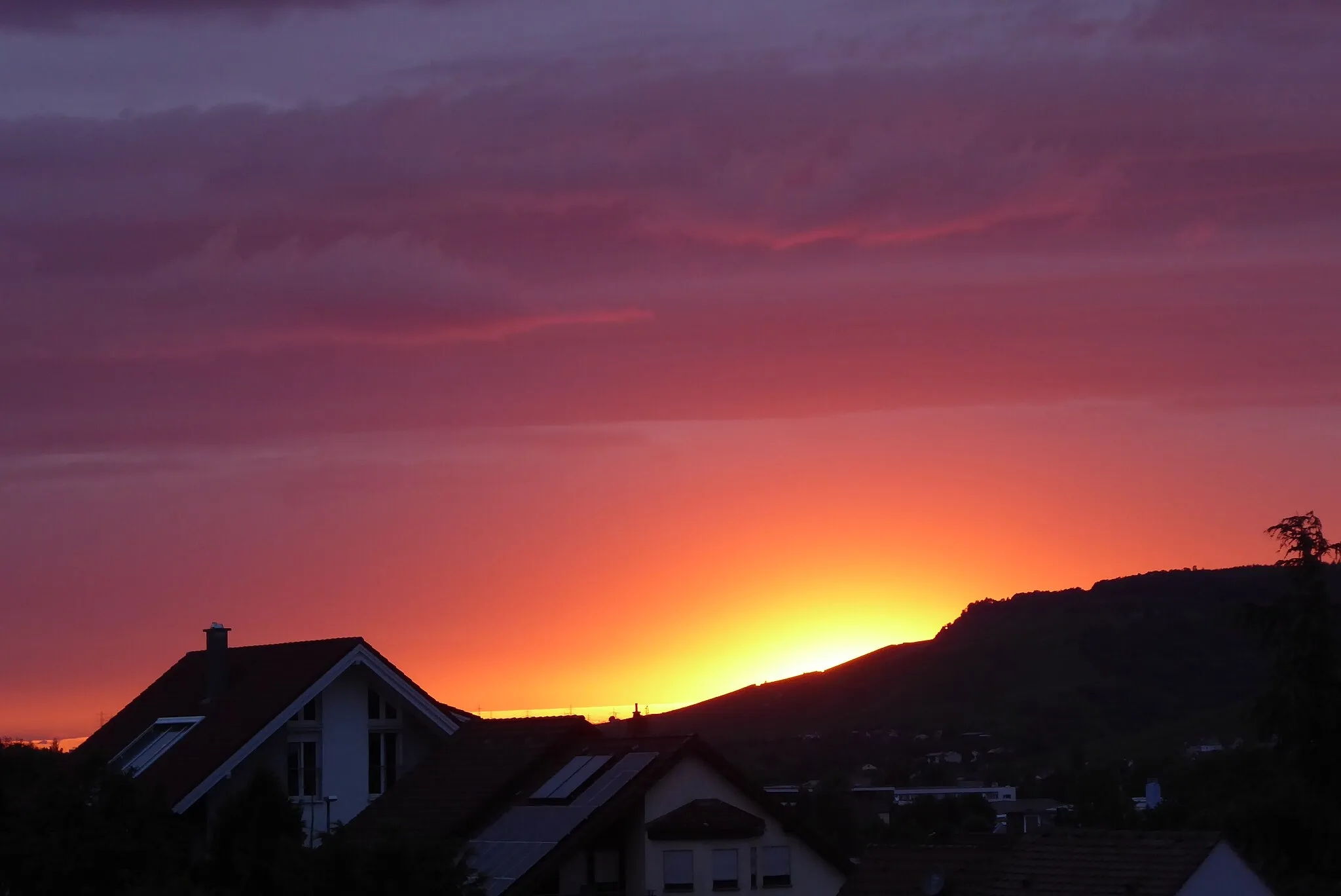 Photo showing: Sonnenuntergang hinter dem Kleinheppacher Kopf, aus Richtung Remshalden