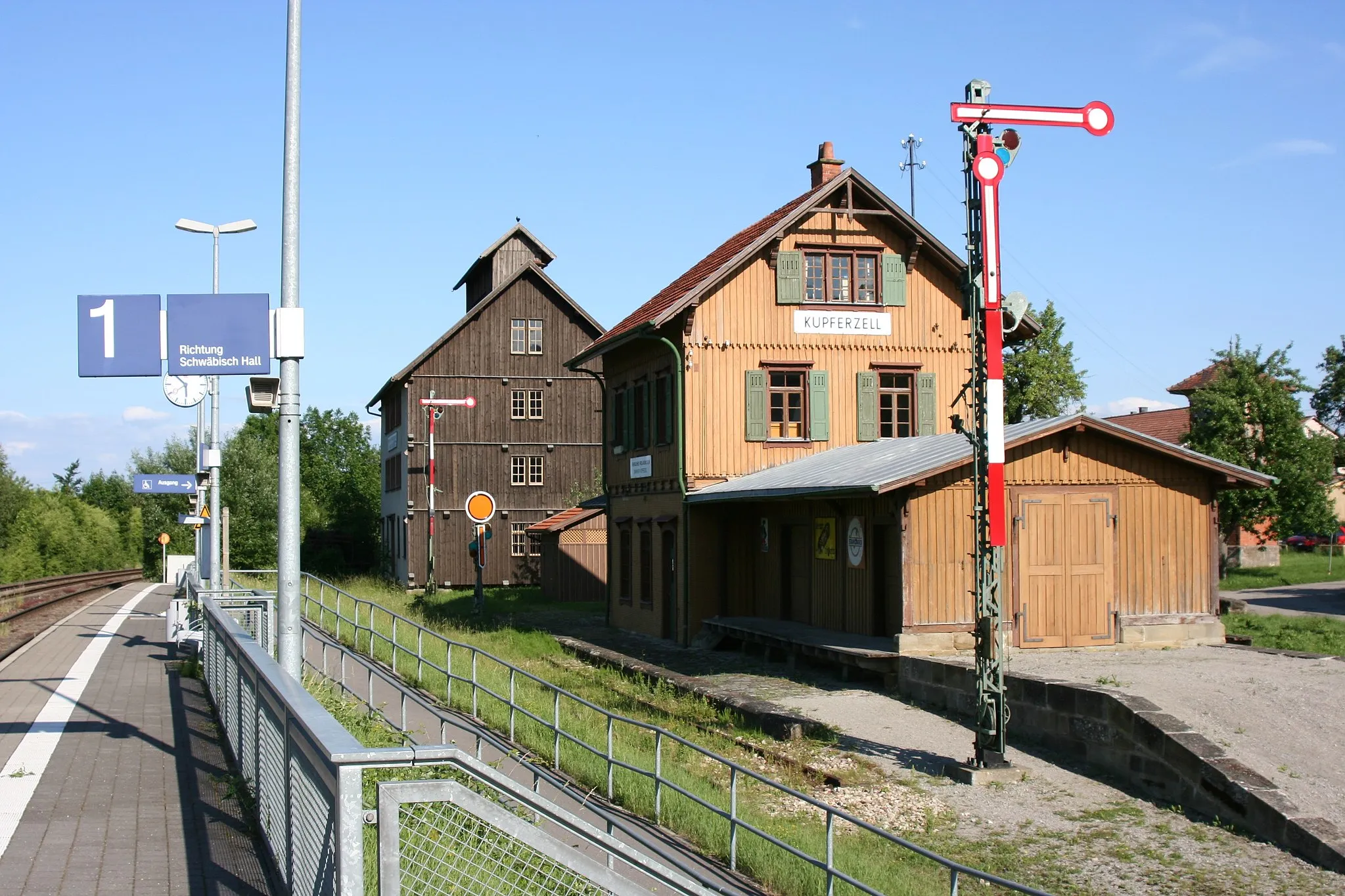 Photo showing: The old train station of Kupferzell in the Open Air Museum Wackershofen