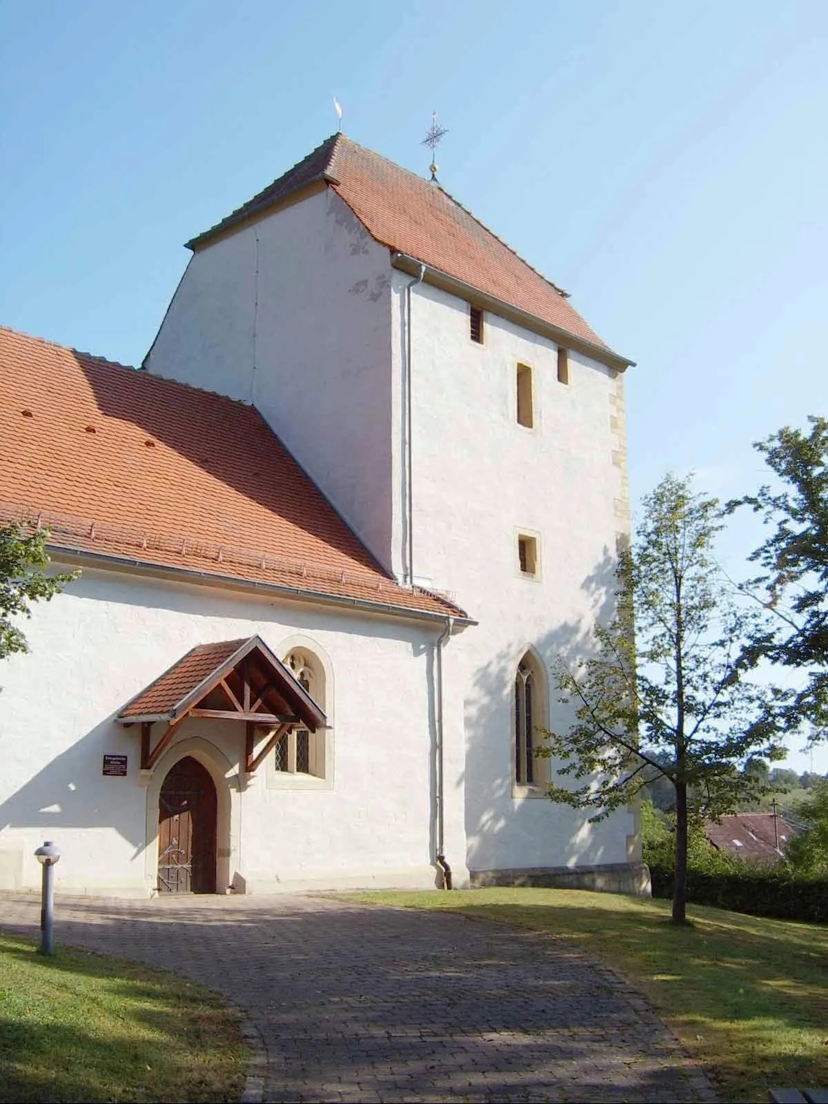 Photo showing: Angeltürn (Church-Castle); District of Main-Tauber; Federal State of Baden-Württemberg; Germany
Build in the 14th century; later changes; of special interest: massive church-tower with loopholes (chorus in the basement)