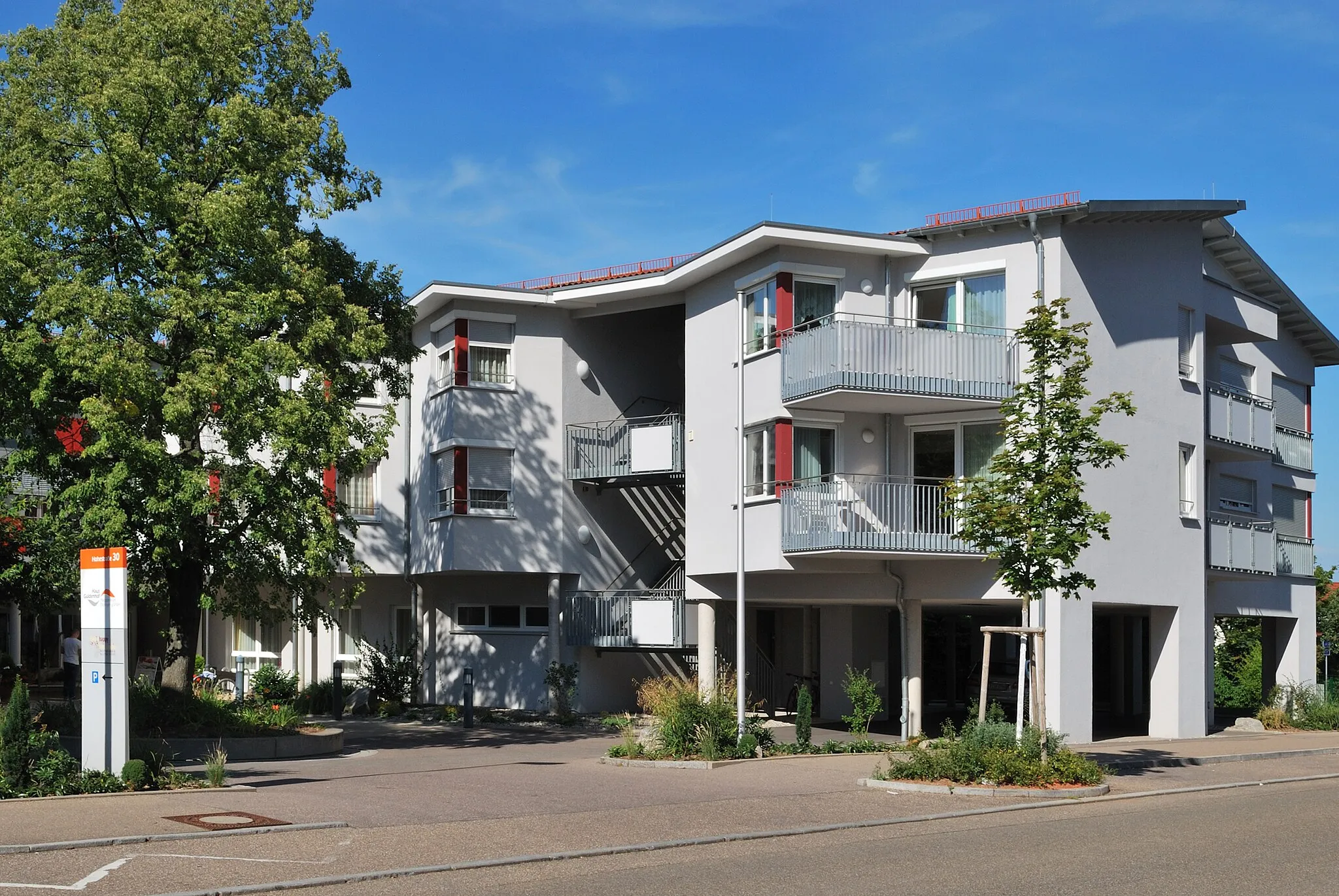 Photo showing: Retirement home Haus Guldenhof in Hirschlanden in the federal state Baden-Württemberg in Southern Germany.