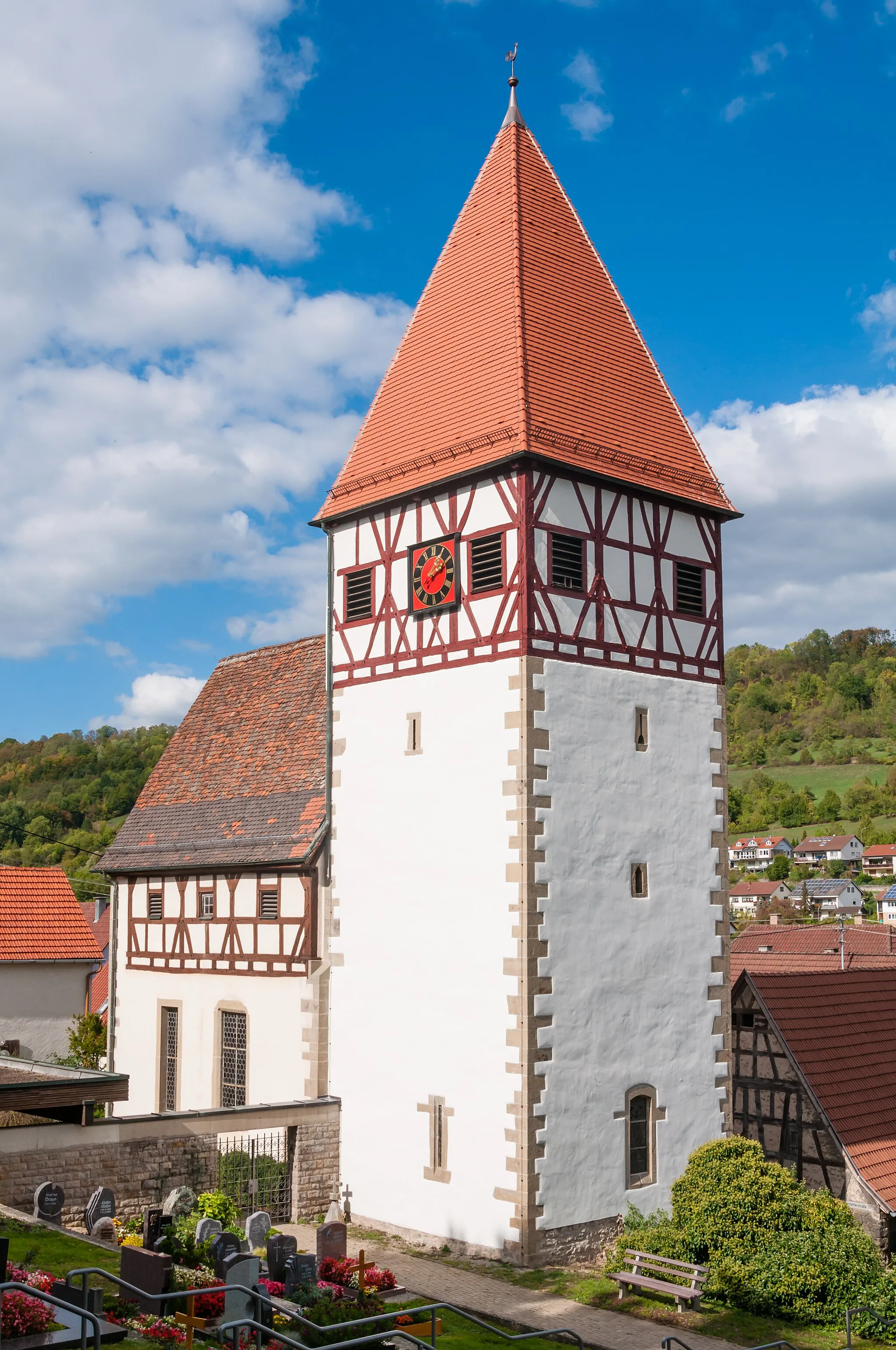 Photo showing: Protestant fortified church Saints Alban and Wendelin in Künzelsau-Morsbach, Germany as seen from south east.