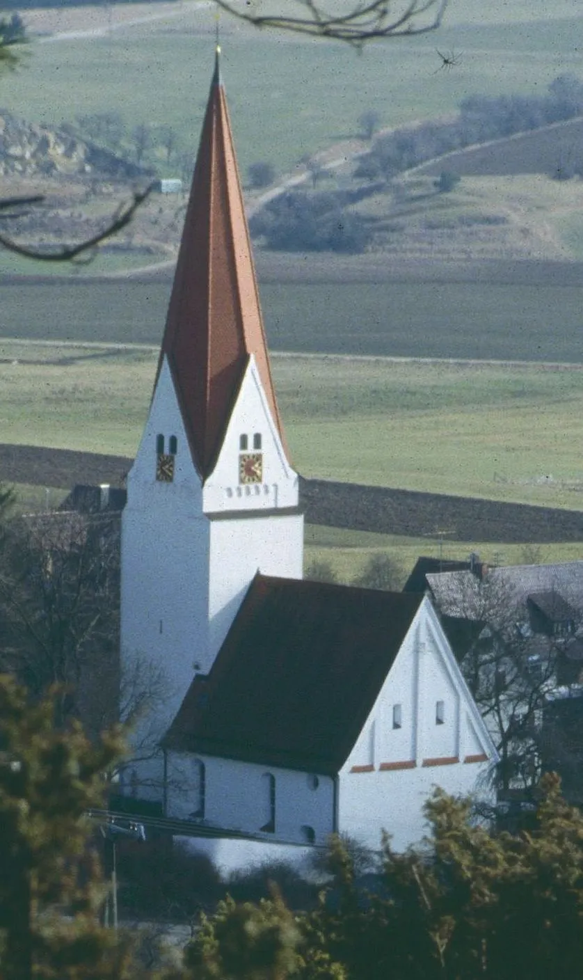 Photo showing: Kirche von Hörvelsingen Kreis Ulm
