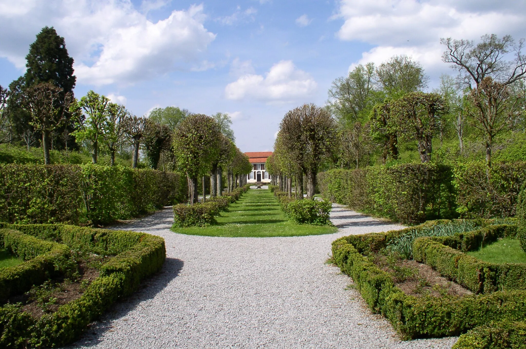 Photo showing: Der Heckengarten des Schlosses Hohenstadt zählt zu den ältesten Heckgärten Europas.