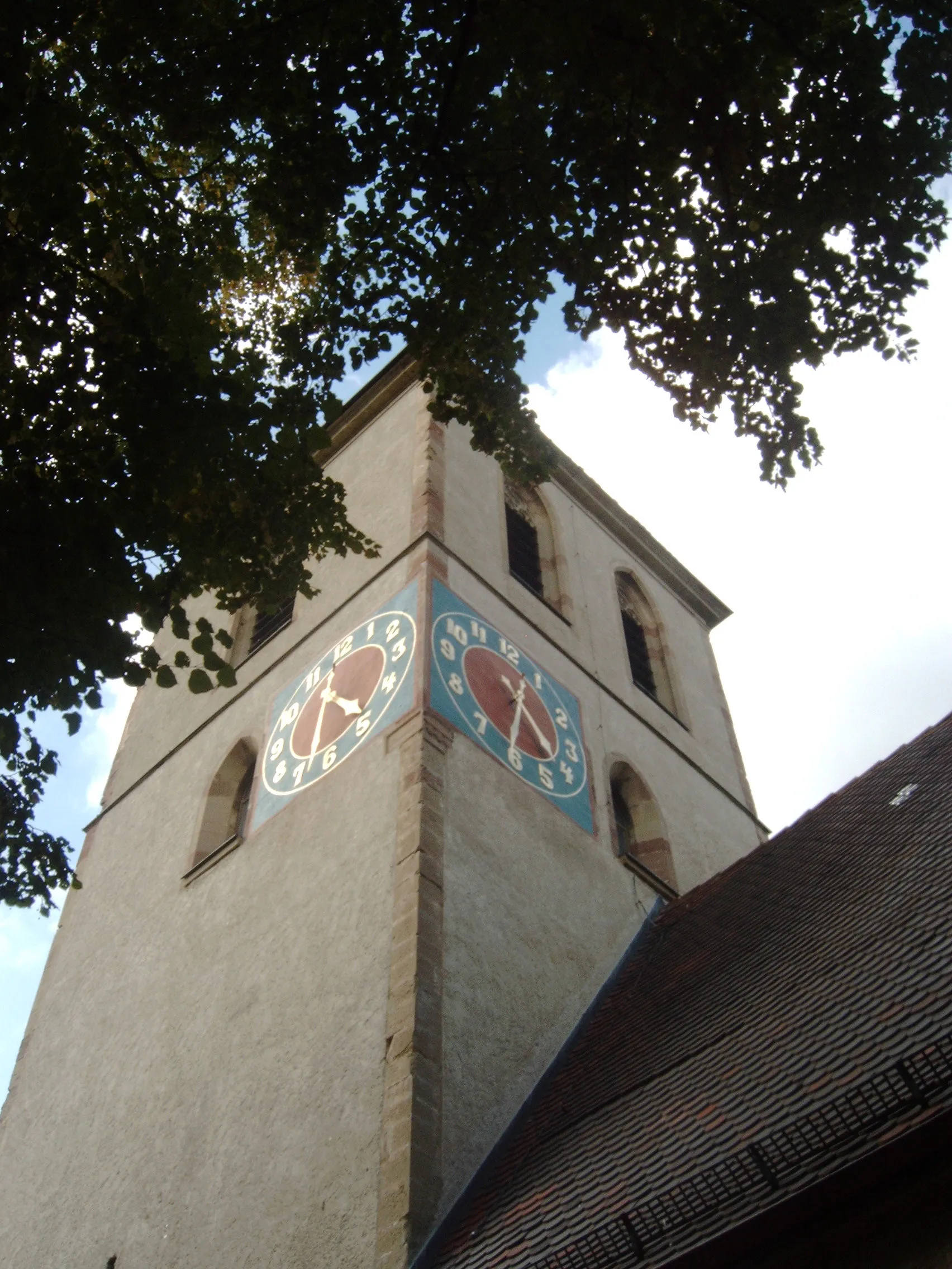 Photo showing: Kirchturm der evangelischen Kirche Beinstein