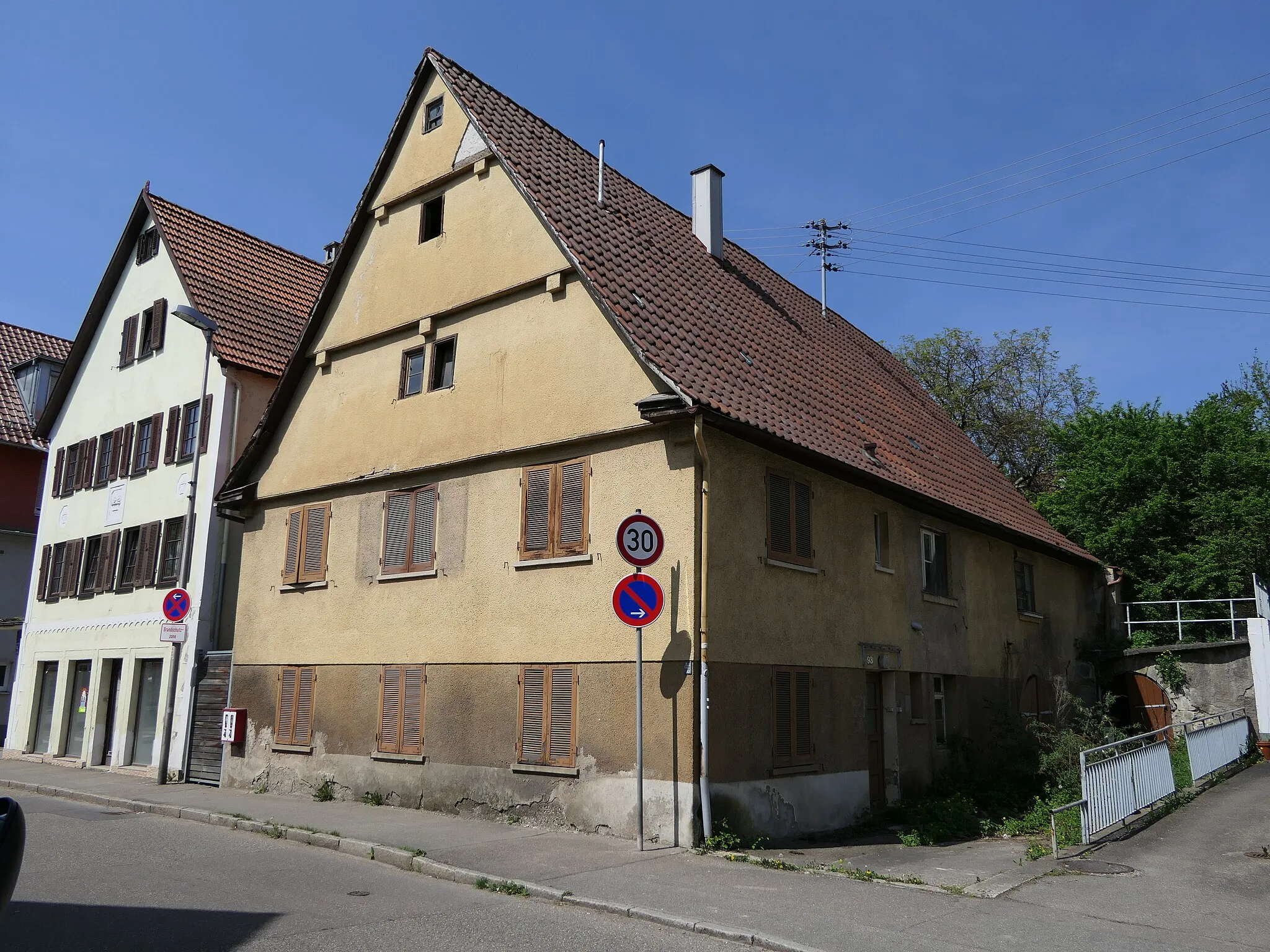 Photo showing: Das Gebäude "Schillerstraße 93" in Waiblingen-Bittenfeld.