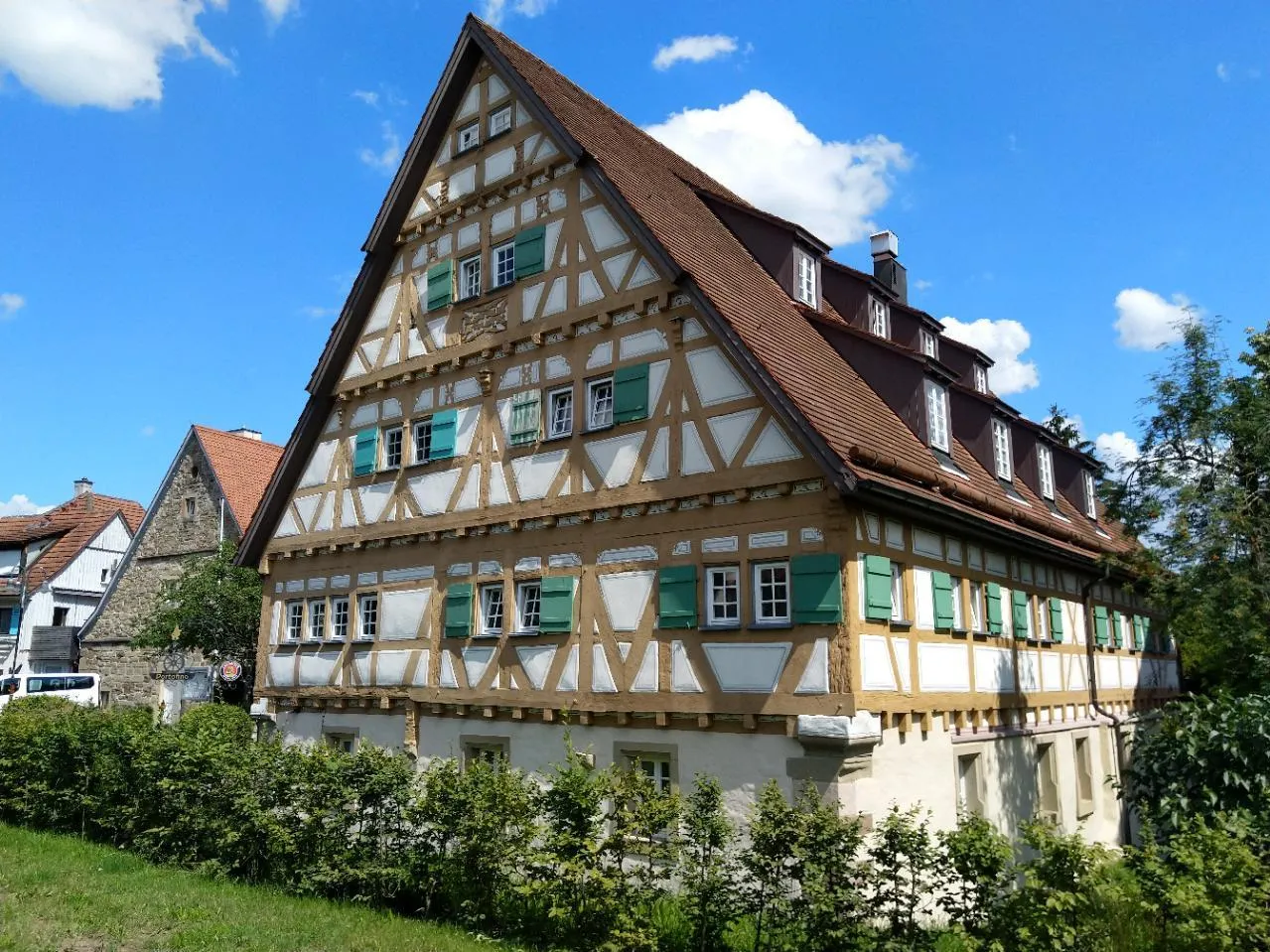 Photo showing: Häckermühle in Grossheppach, ein prächtiger Zierfachwerkbau, der dokumentiert, dass der Müller gut gewirtschaftet hat.