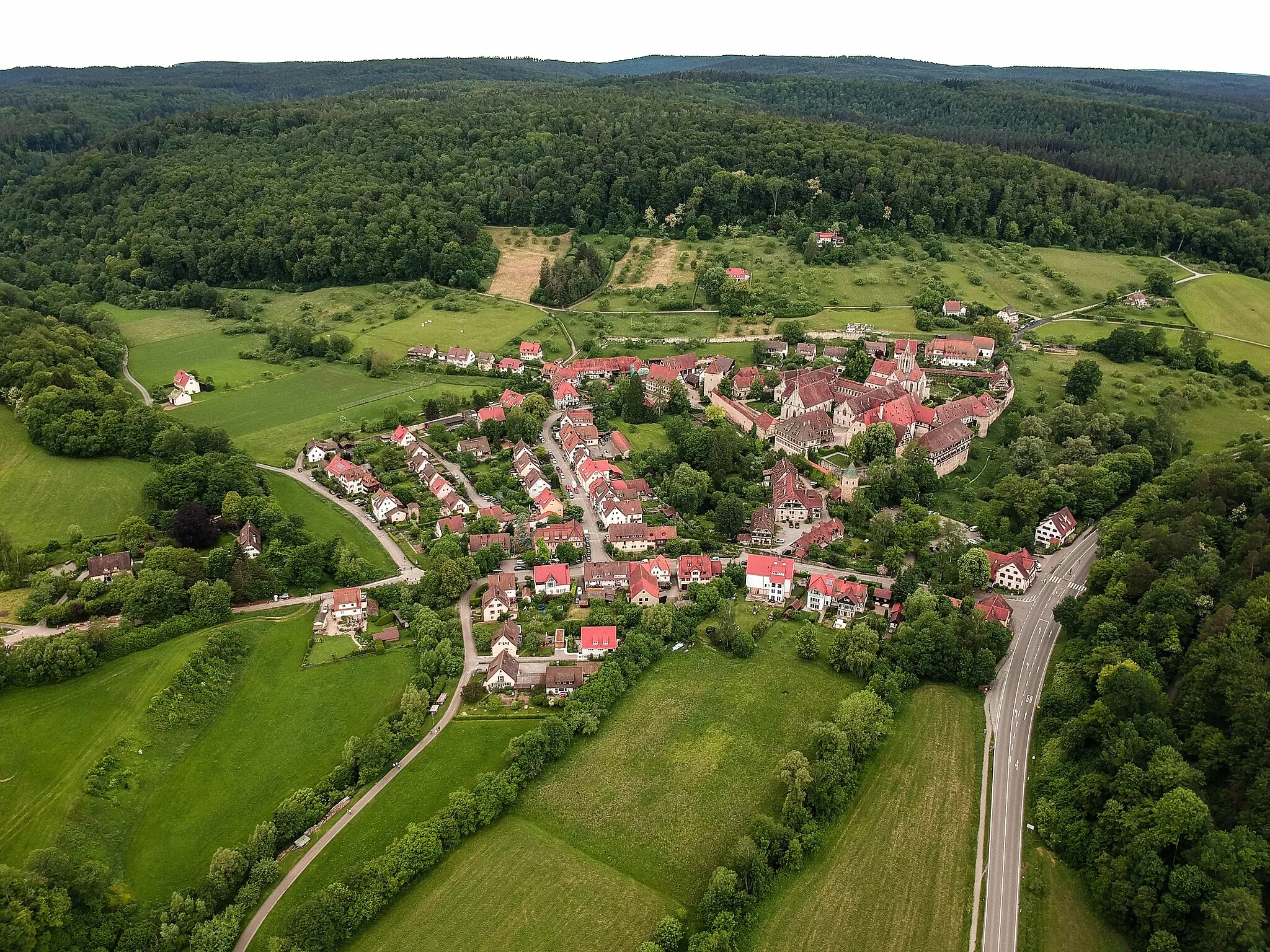 Photo showing: Bebenhausen aus der Luft