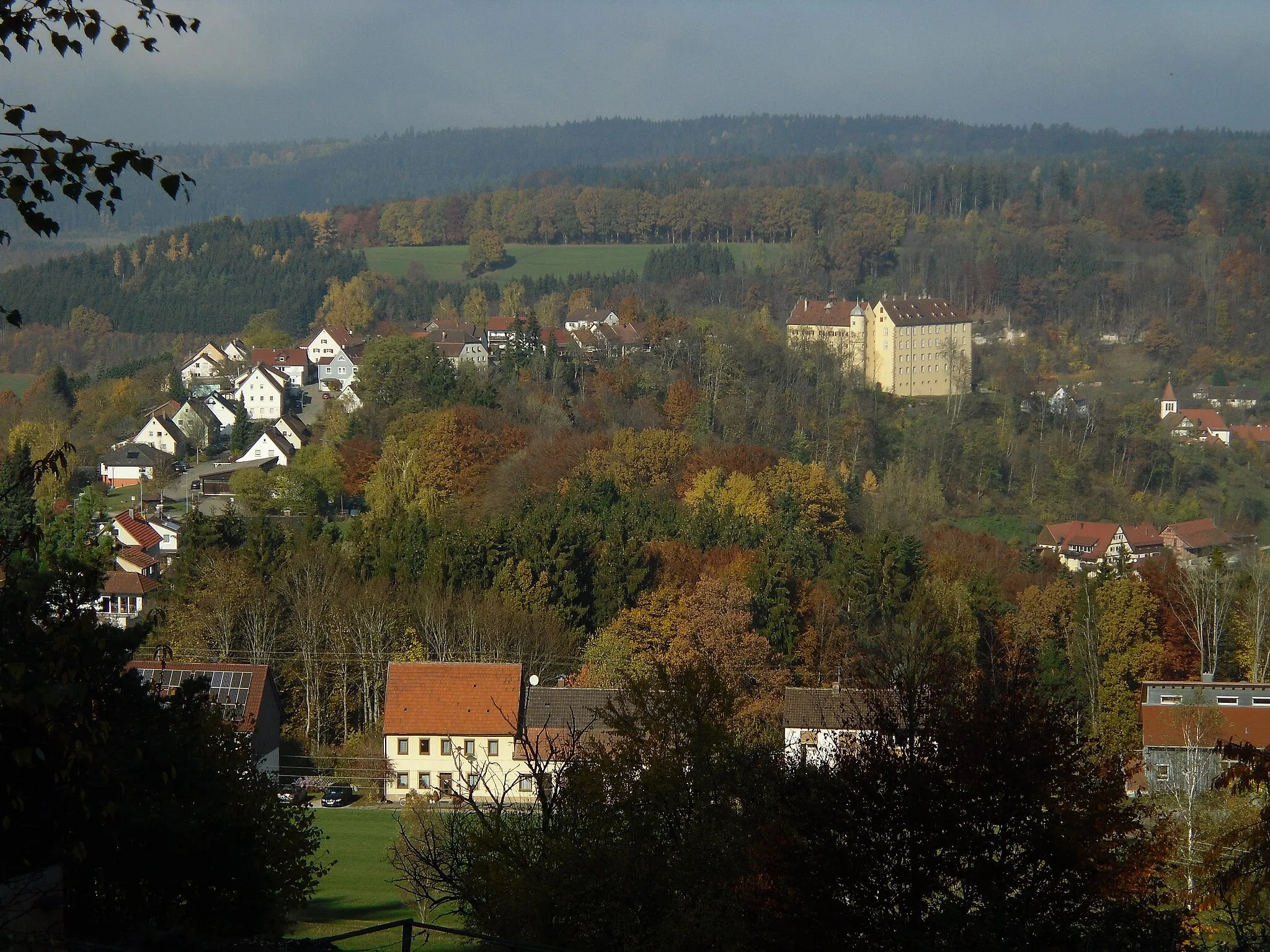 Photo showing: Blick auf Untergröningen vom Märzenhäusle