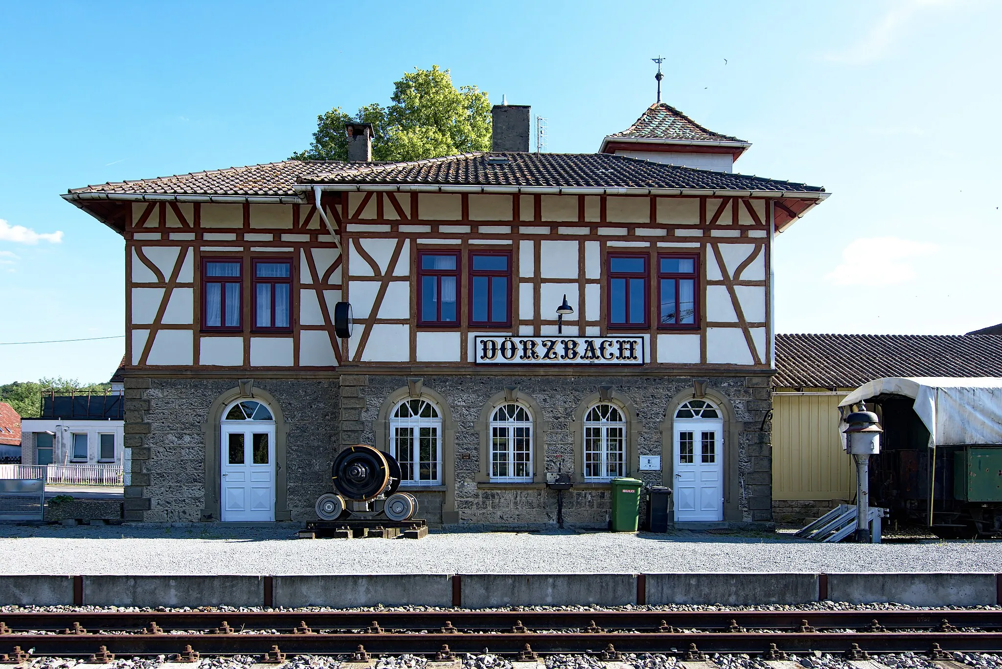 Photo showing: Der Bahnhof in Dörzbach