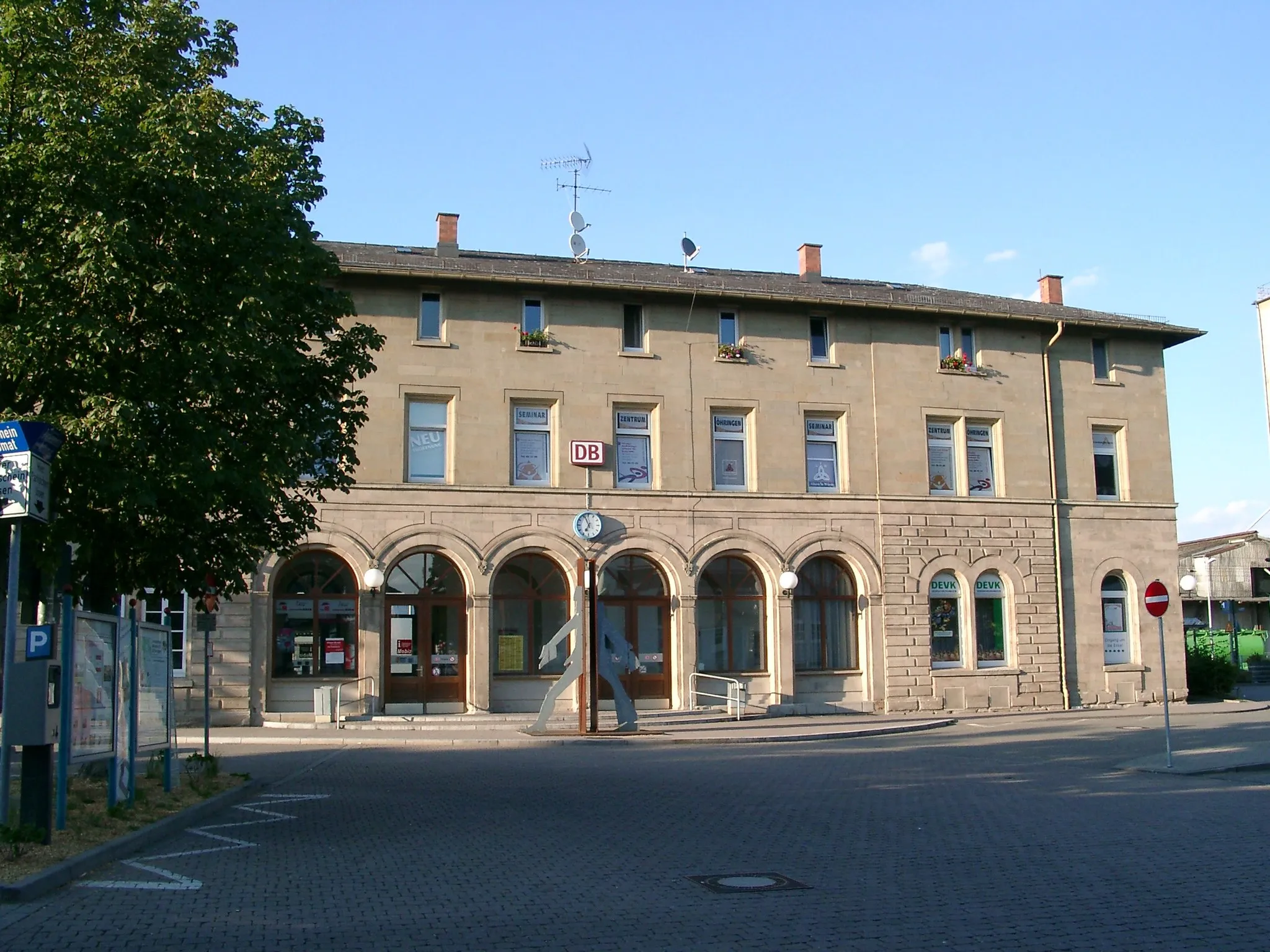 Photo showing: Öhringen, Bahnhof