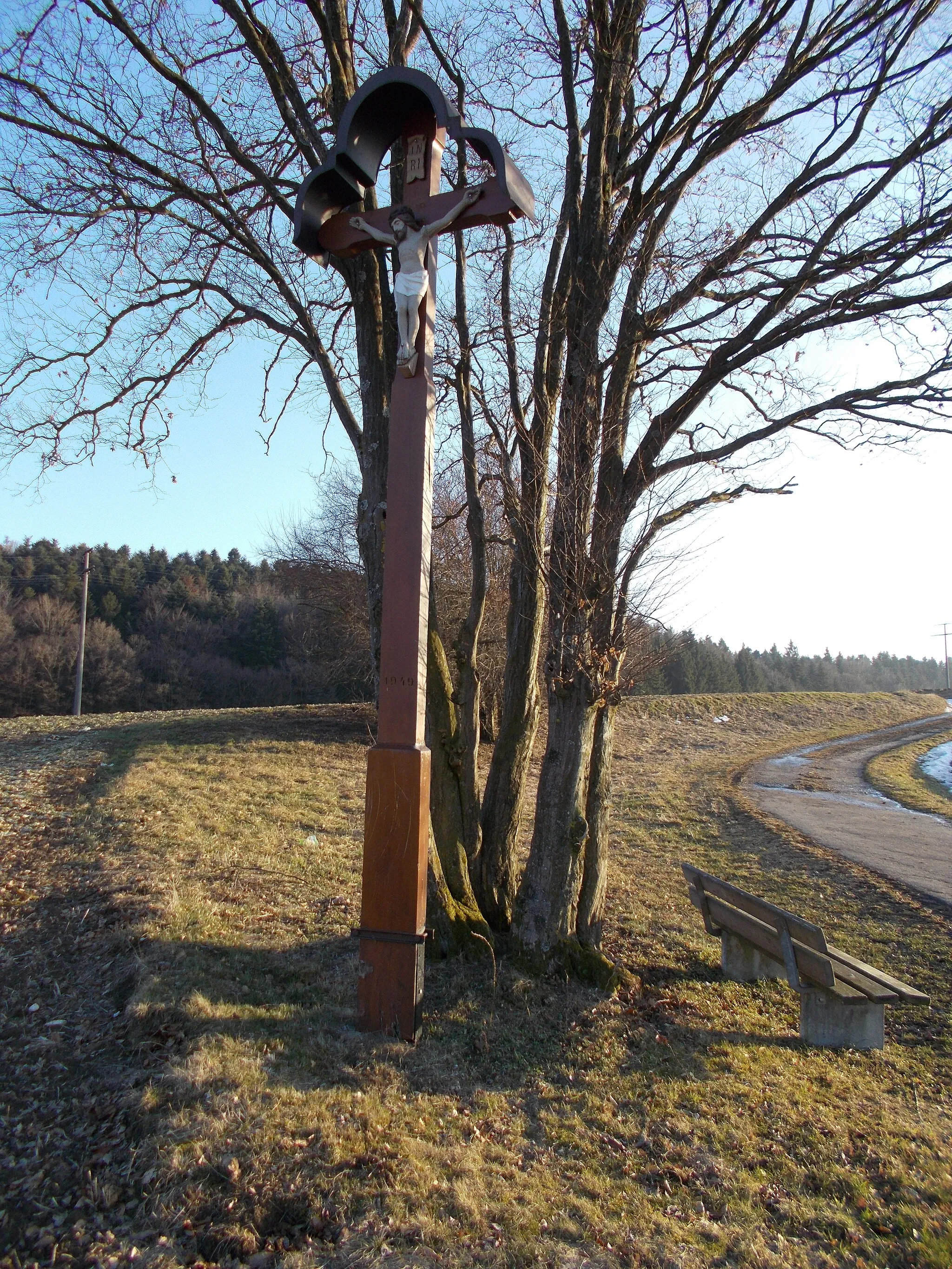 Photo showing: Holzkreuz zwischen Unterrombach und Oberrombach