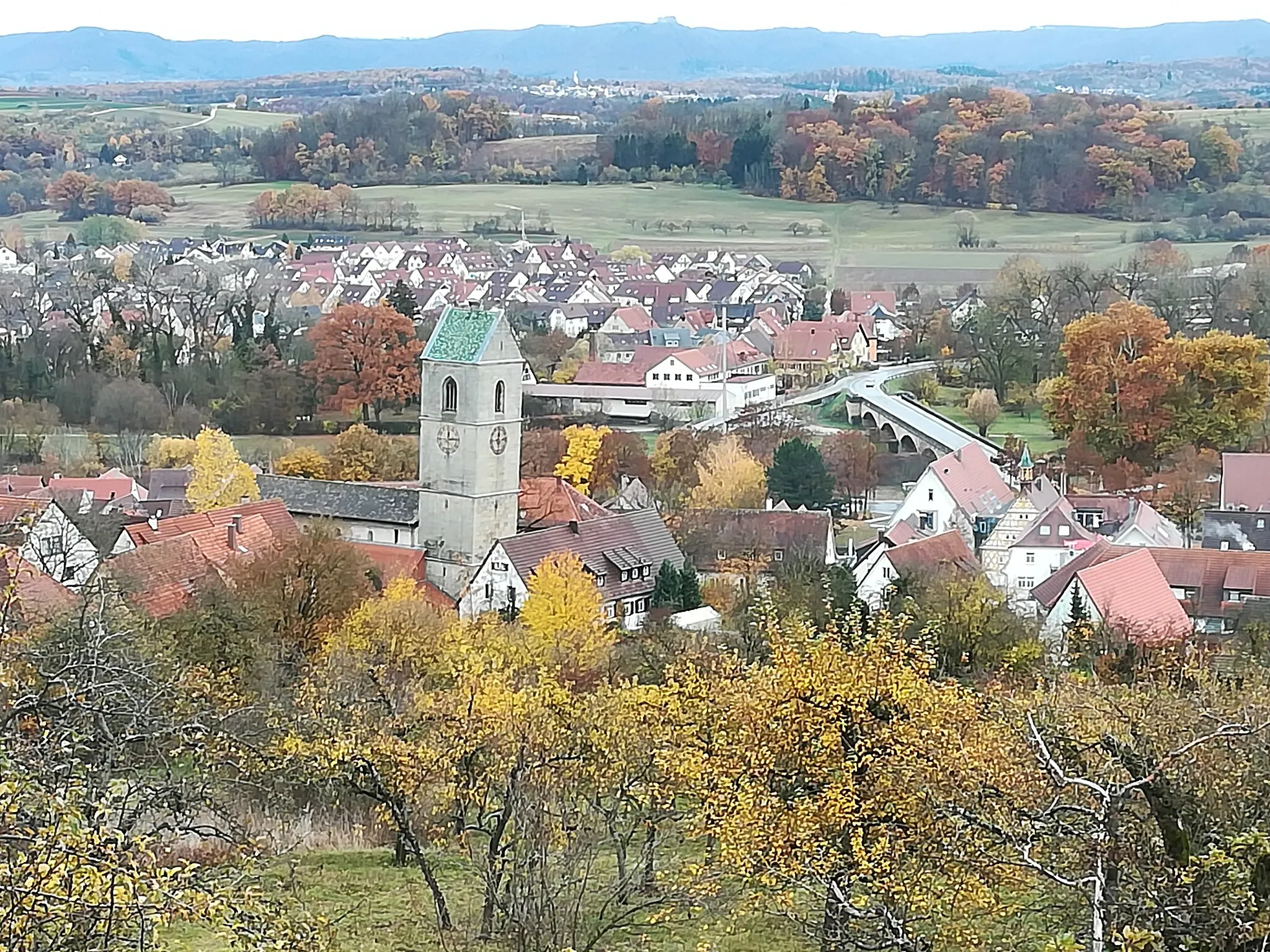 Photo showing: Blick auf Neckartailfingen mit der Martinskirche