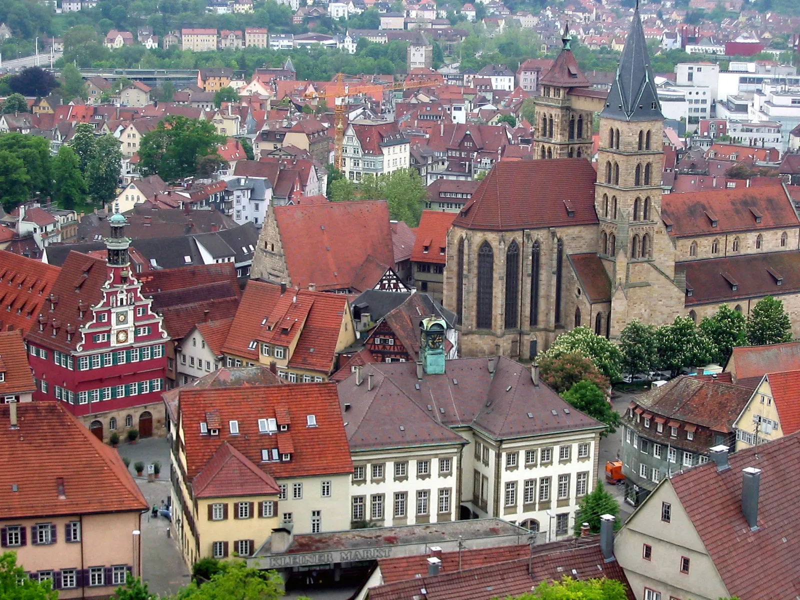 Photo showing: Blick auf den Altstadtkern mit altem und neuen Rathaus und Stadtkirche