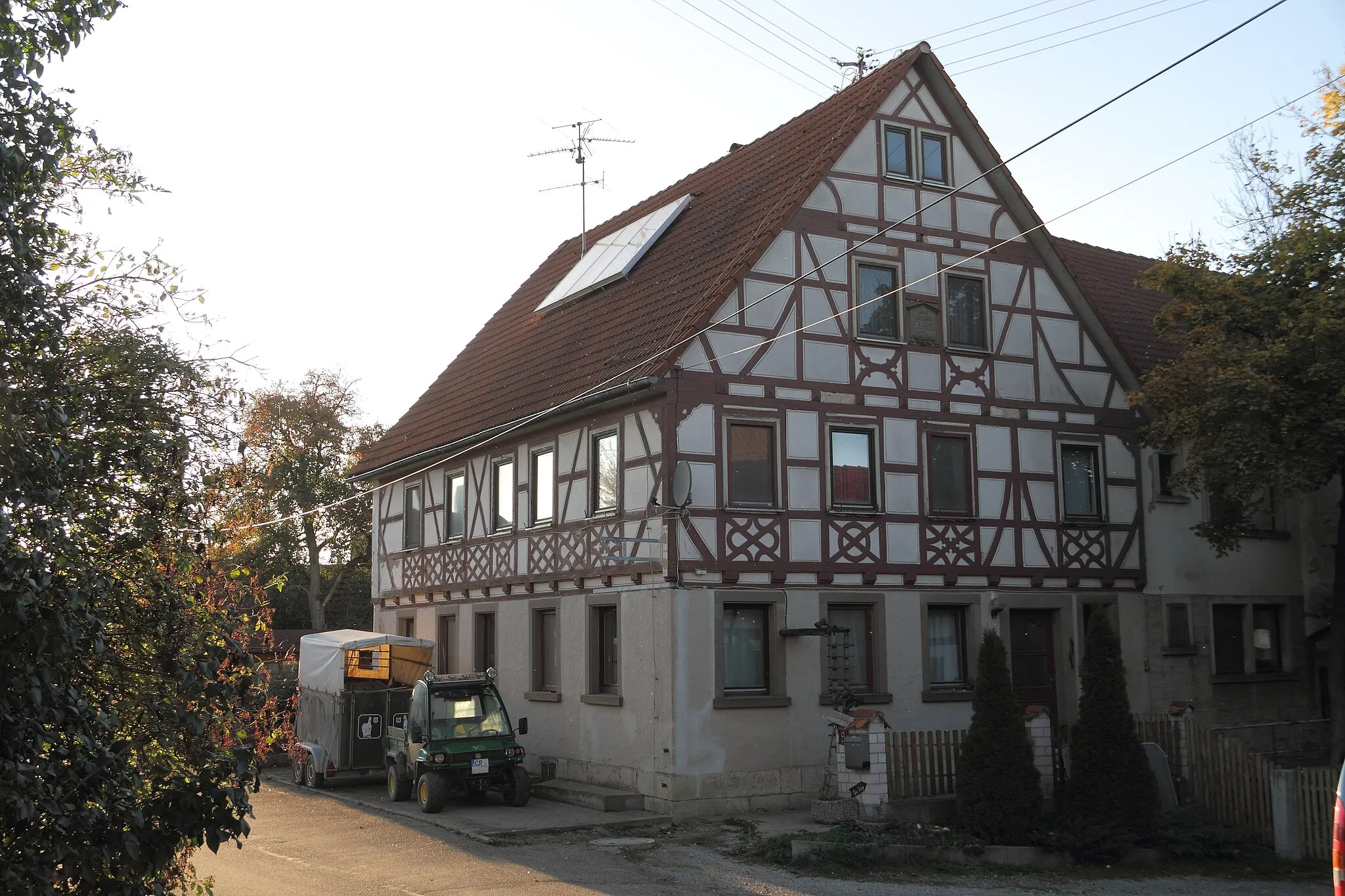 Photo showing: Das denkmalgeschützte Haus in Wolkersfelden 10.