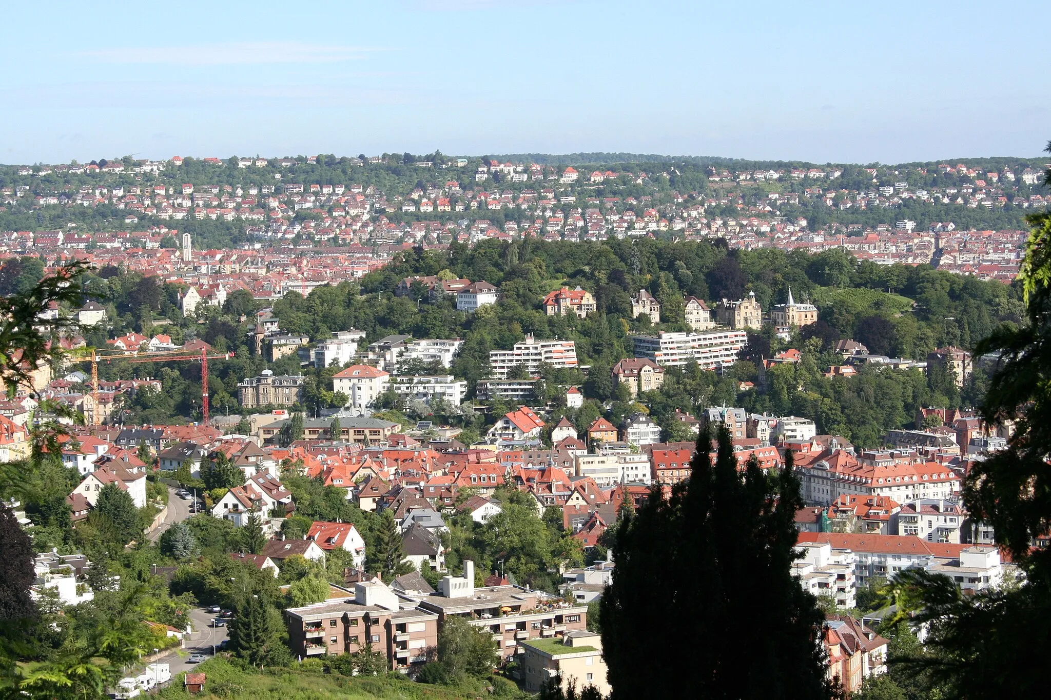 Photo showing: View over Stuttgart-South and Stuttgart-Heslach and the "Karlshöhe", Germany