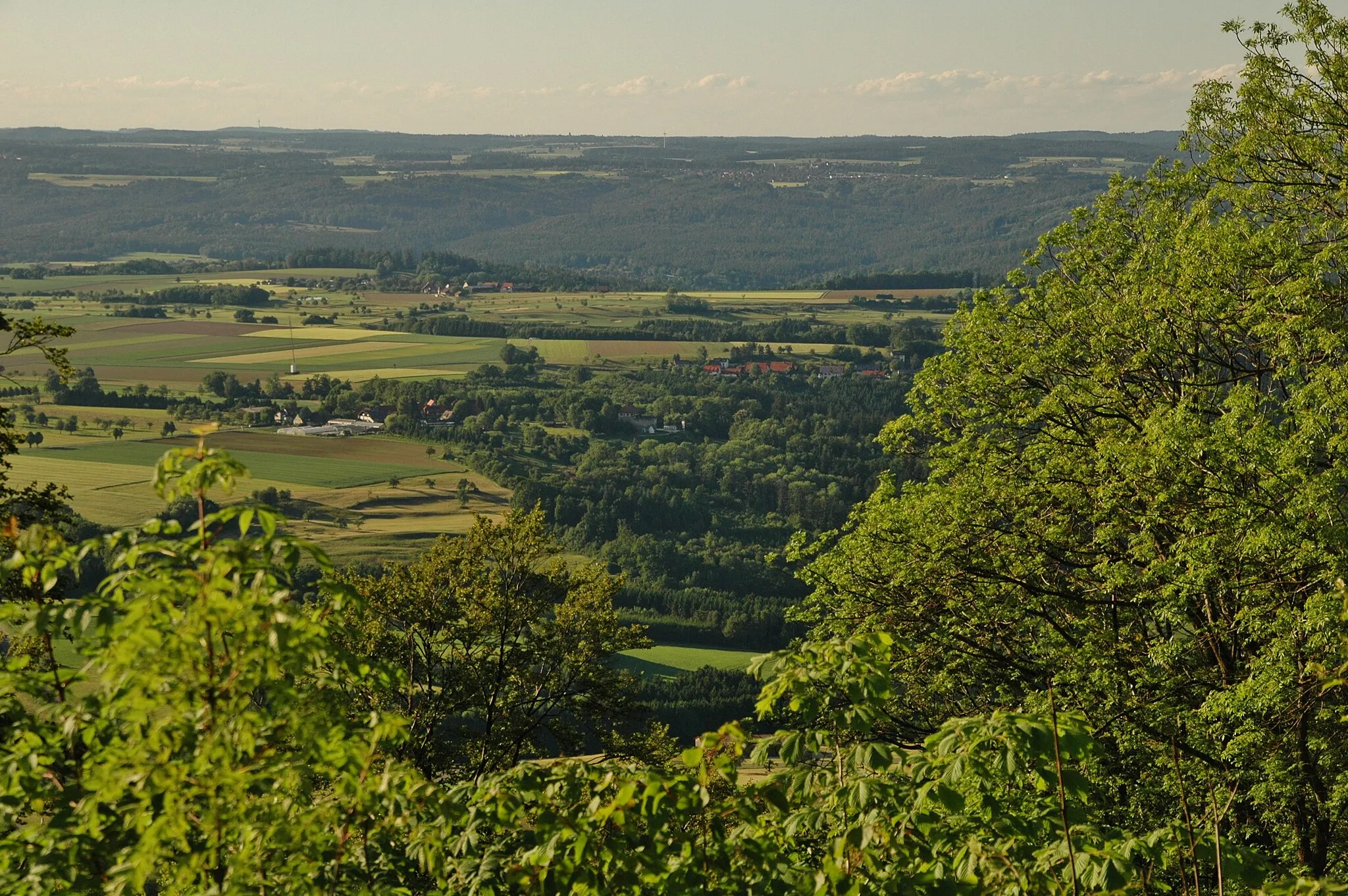 Photo showing: Ausblick von der Burgruine Hohenstaufen