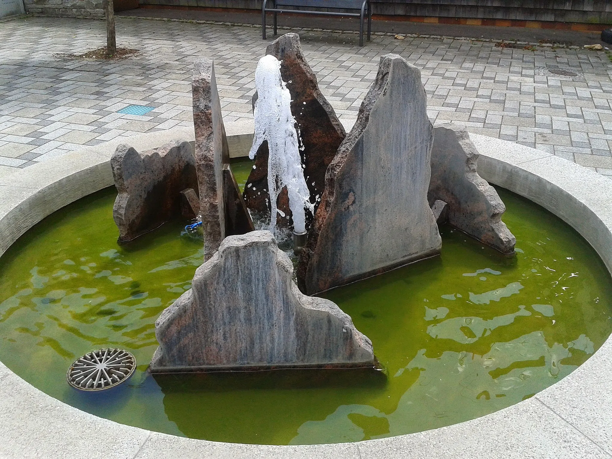 Photo showing: Brunnen am Marktplatz in Fichtenberg