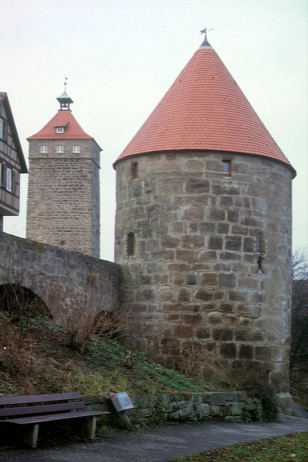 Photo showing: Nachtwächter- und Lachnersturm in Waldenburg