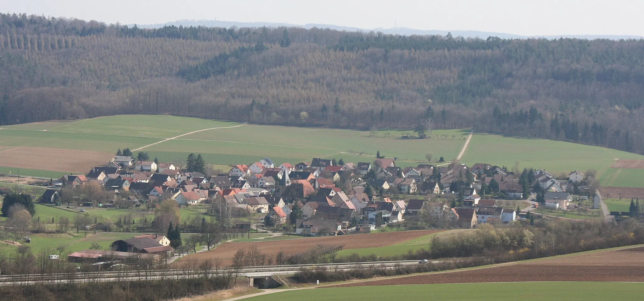 Photo showing: Eberstadt-Hölzern photographed from the North-West