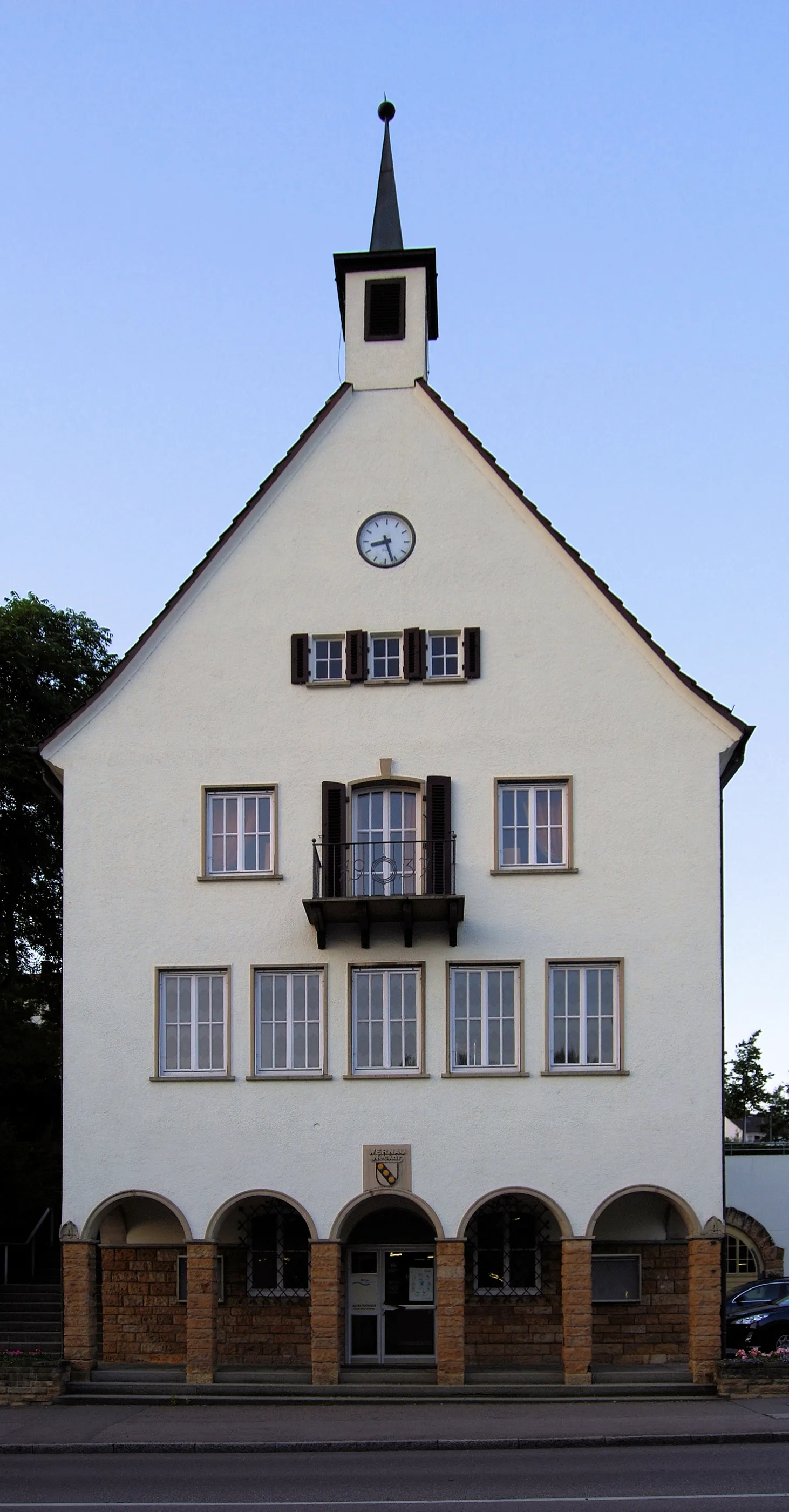 Photo showing: The old town hall of Wernau/Neckar, Baden-Württemberg. Picture taken in the evening.