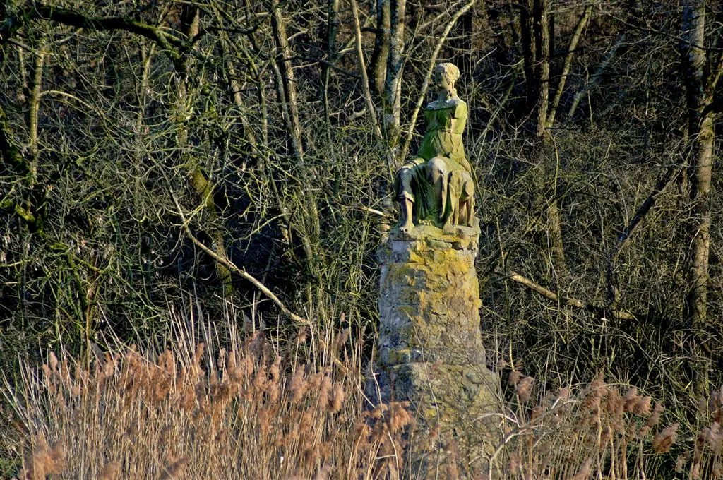 Photo showing: Die Kibannele im Kibannelesee bei Ochsenbach, Sachsenheim, Baden-Württemberg.