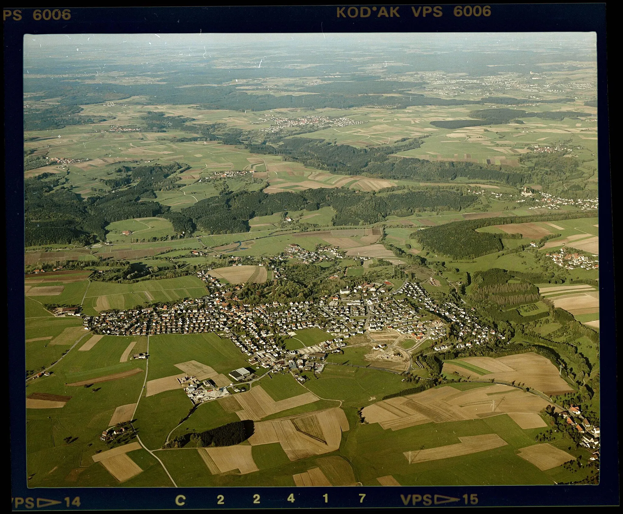 Photo showing: Luftbild von Fachsenfeld - Staatsarchiv Sigmaringen - Archivalieneinheit N 1/96 T 1 Nr. 569