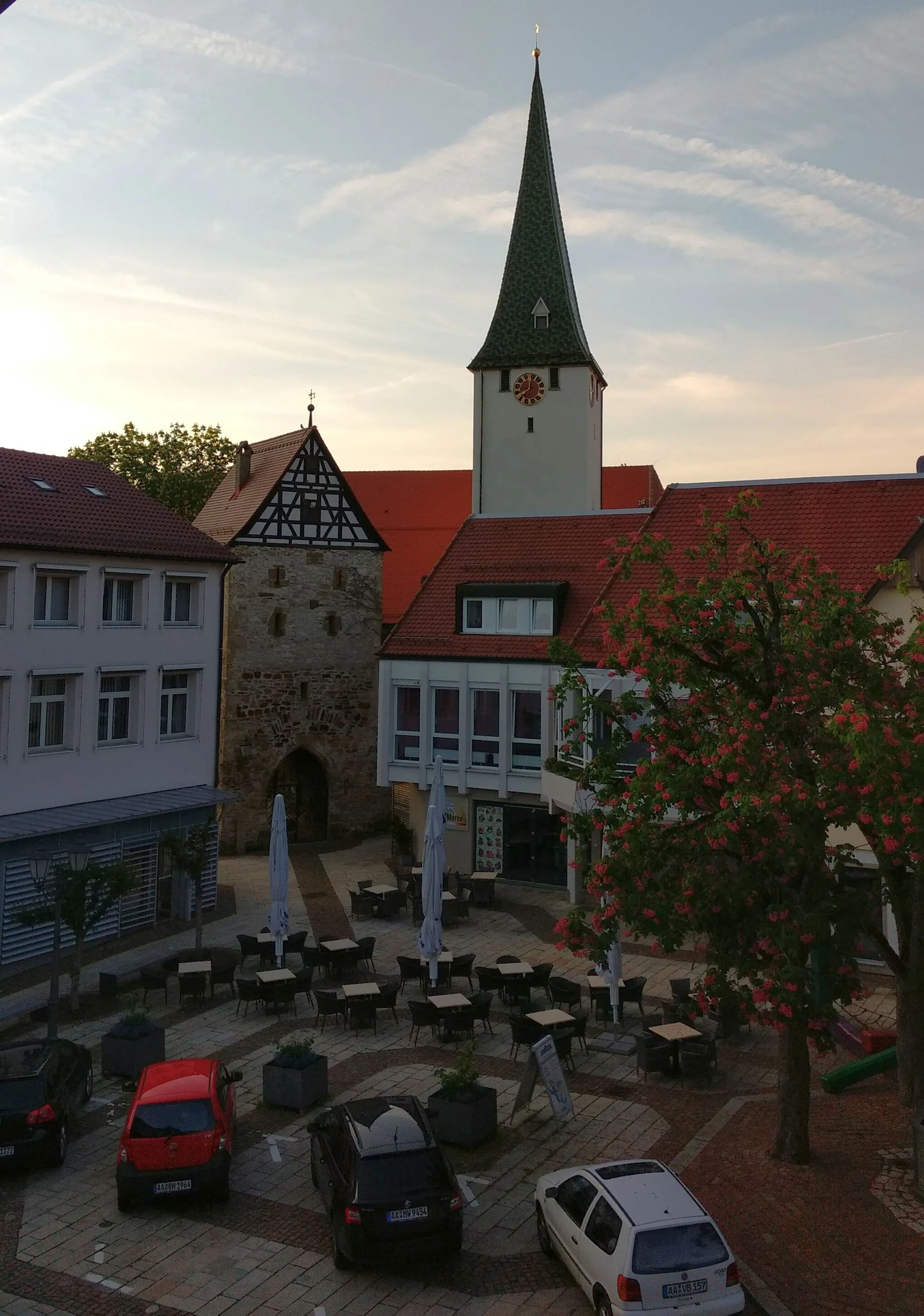 Photo showing: Heubach, Kirche St. Ulrich und Blockturm
