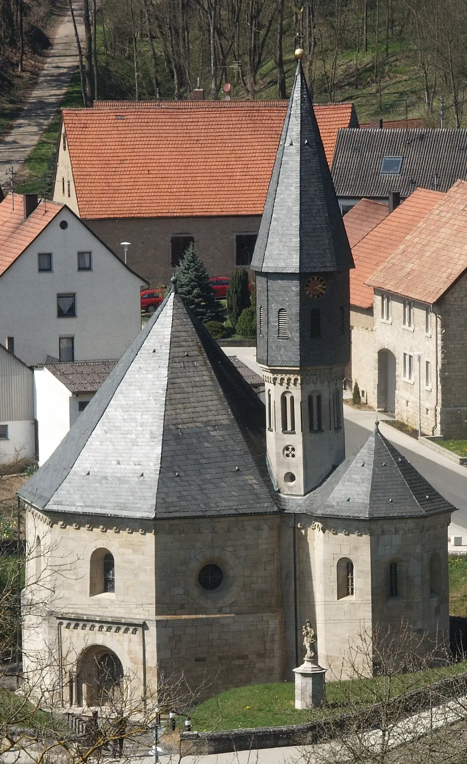 Photo showing: St. Achatius Kapelle, Grünsfeldhausen, Germany
